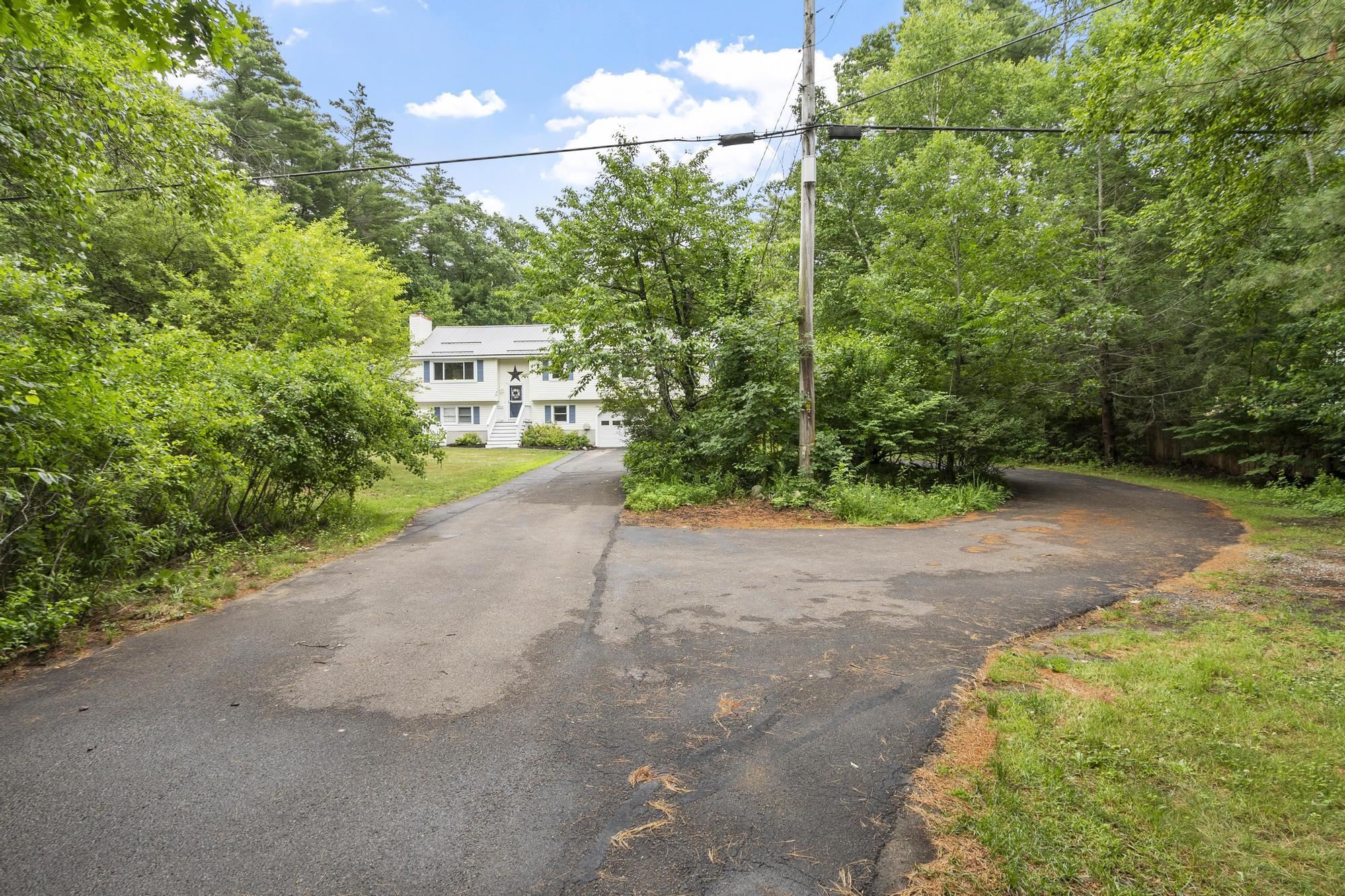 113 Newton Rd, Plaistow, NH 03865
