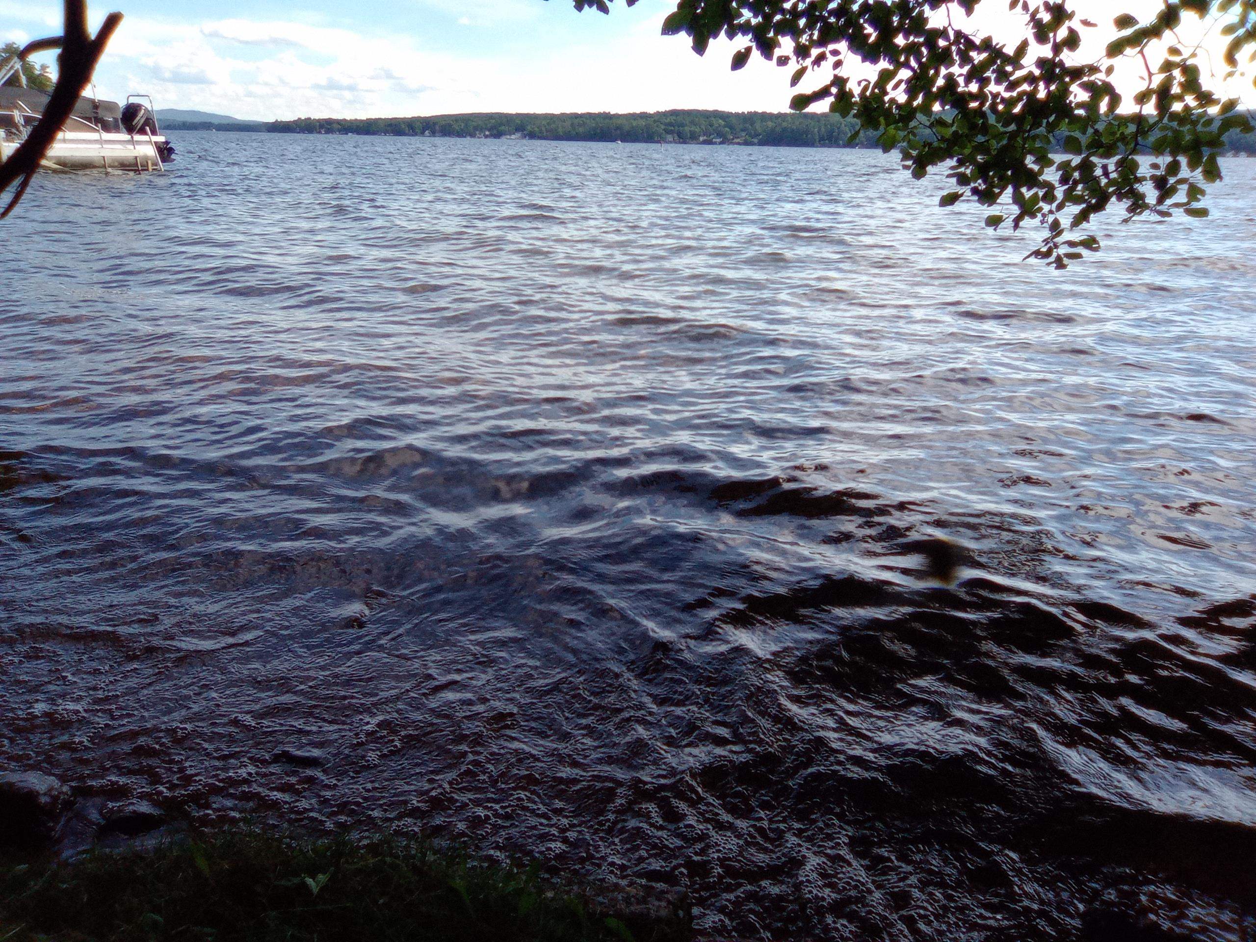 618 Shore Dr, Laconia, NH 03246
