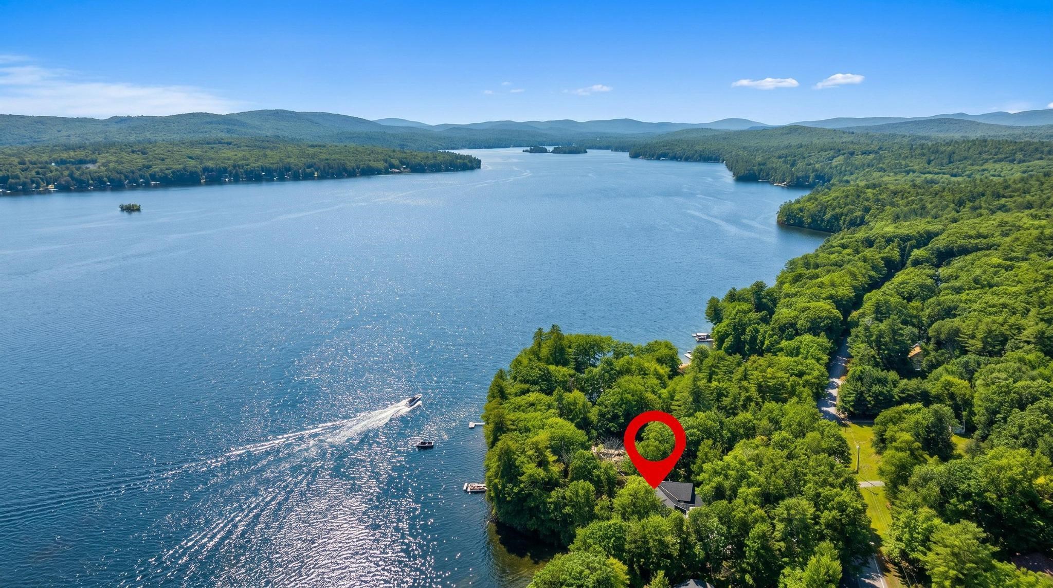 618 Shore Dr, Laconia, NH 03246