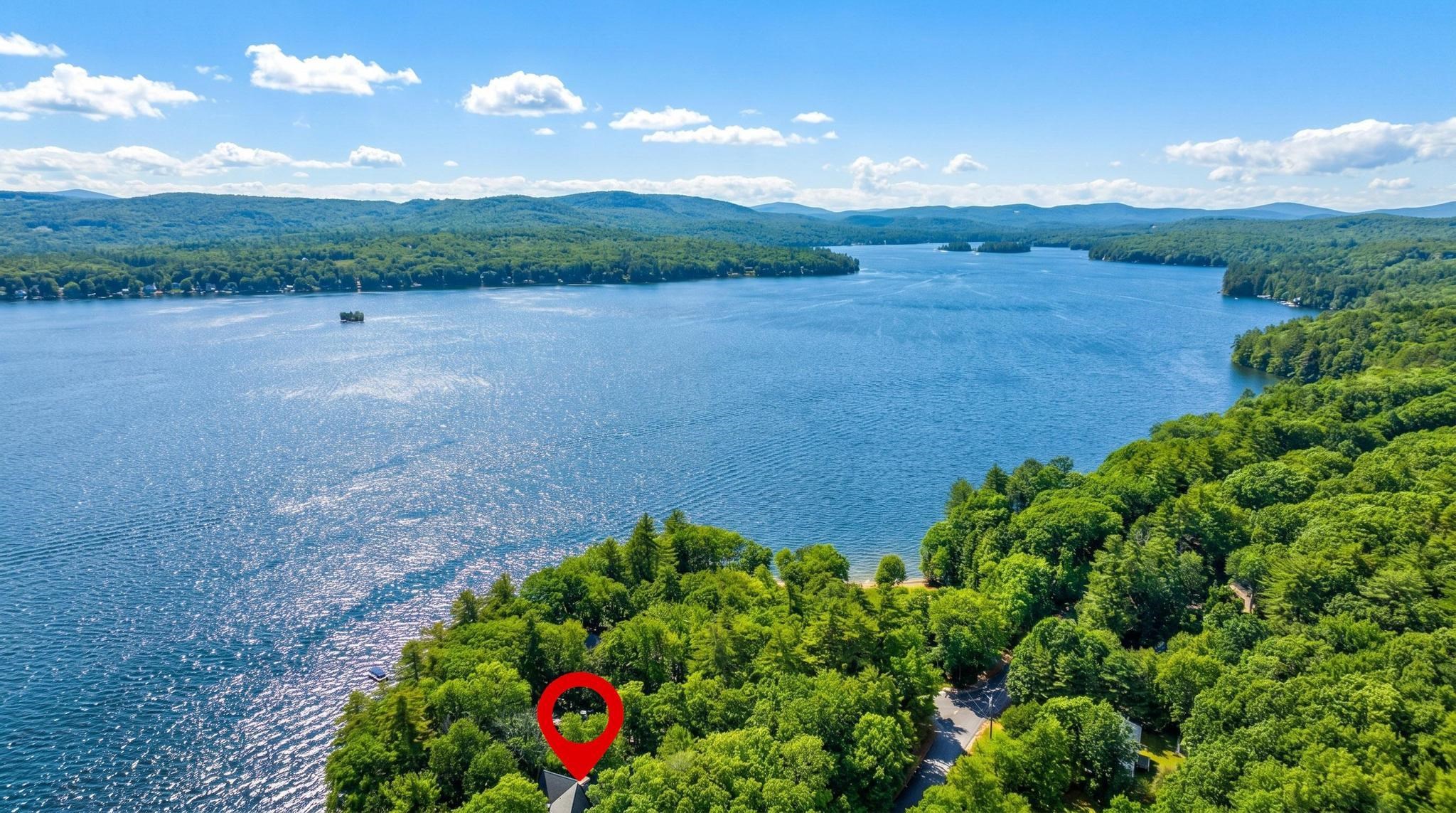 618 Shore Dr, Laconia, NH 03246