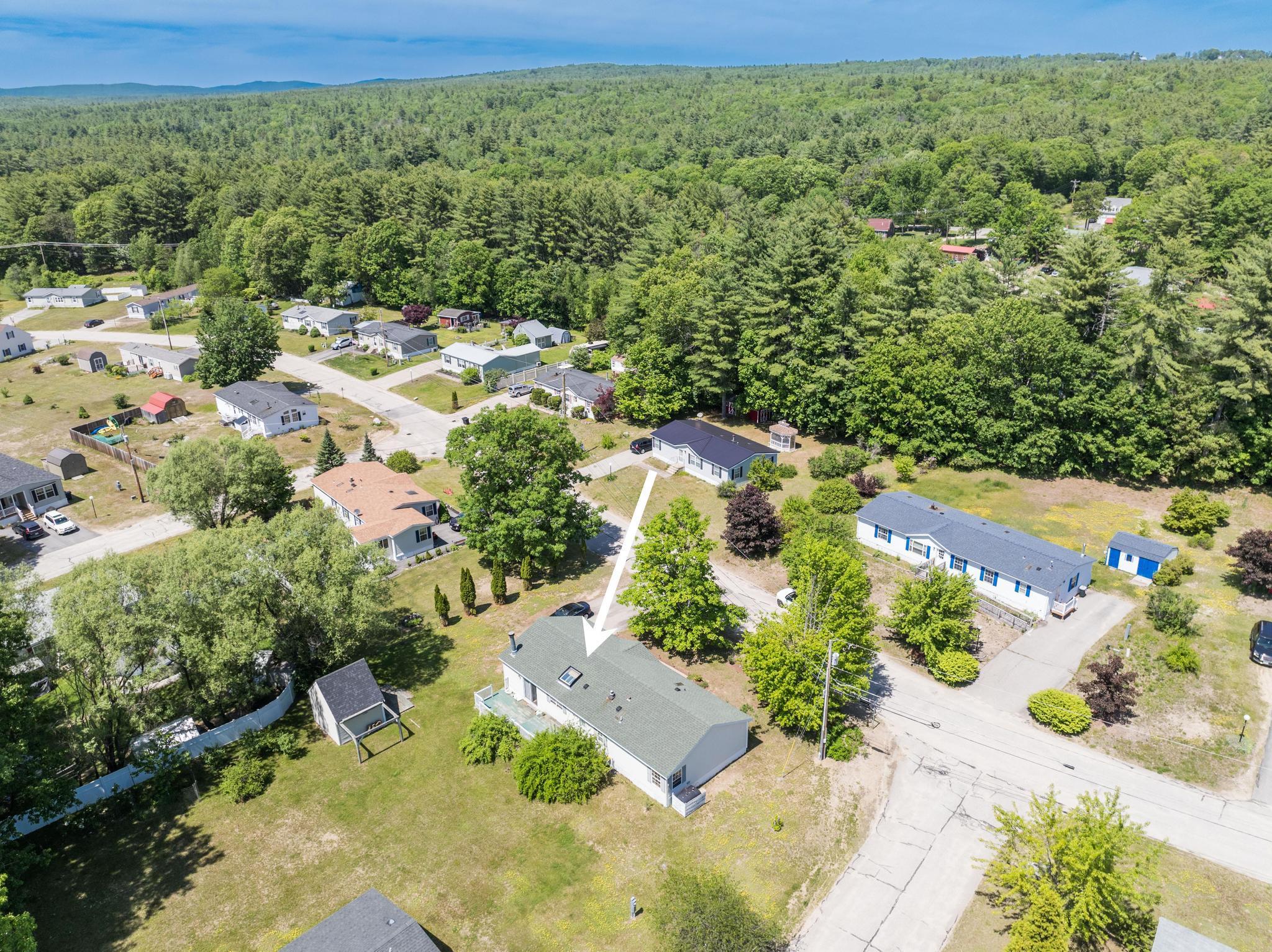 174 Spruce Dr, Farmington, NH 03836