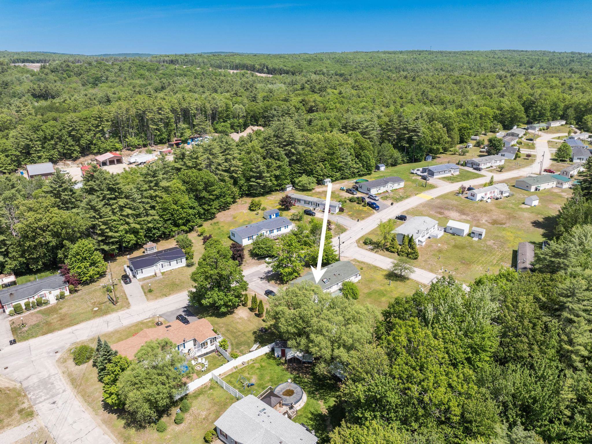 174 Spruce Dr, Farmington, NH 03836
