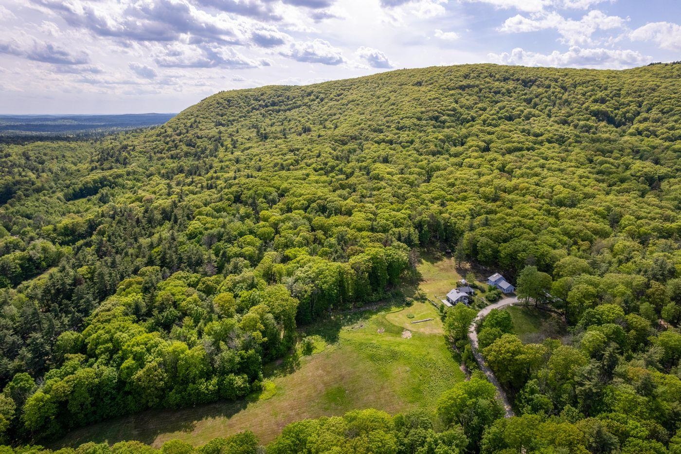 48 - 56 Perkins Ln, Temple, NH 03084