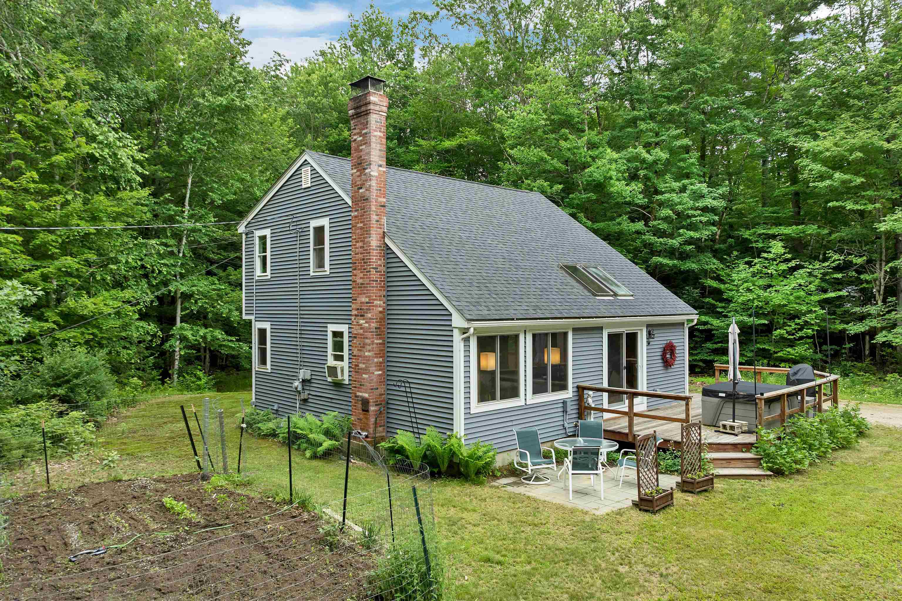 237 Benlor Dr, Eaton, NH 03832