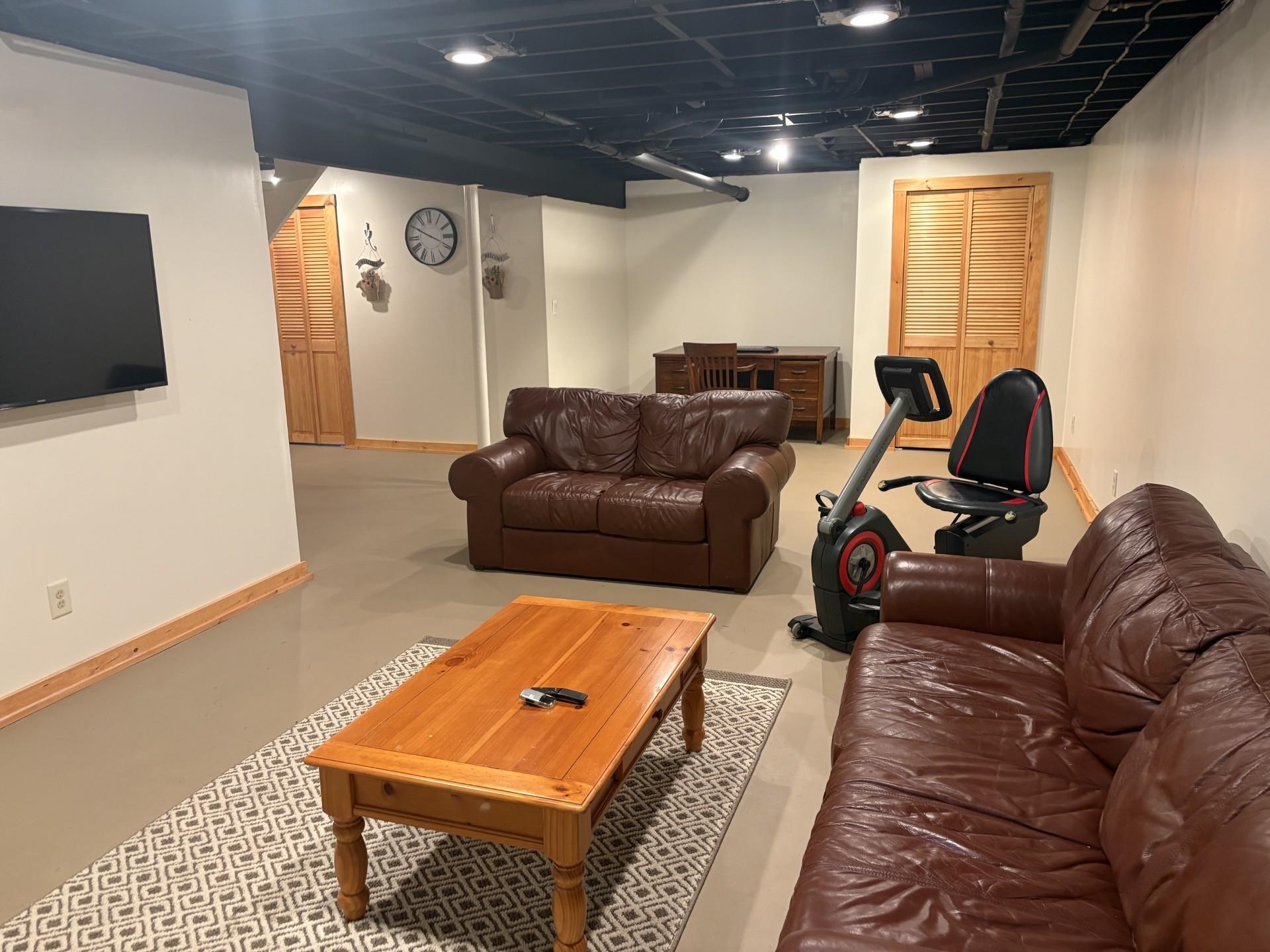 278 Moores Pond Rd, Madison, NH 03849
