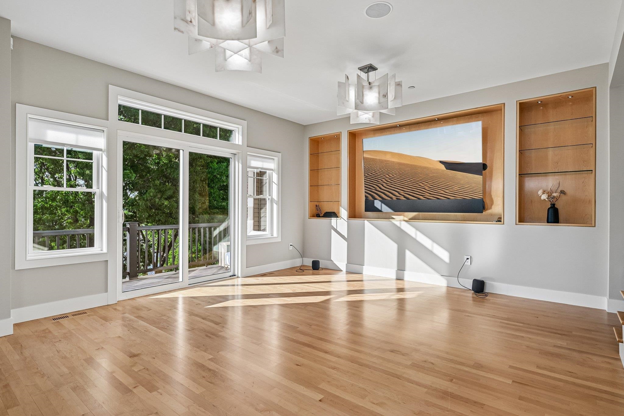 81 Riverwalk Way #2A, Manchester, NH 03101