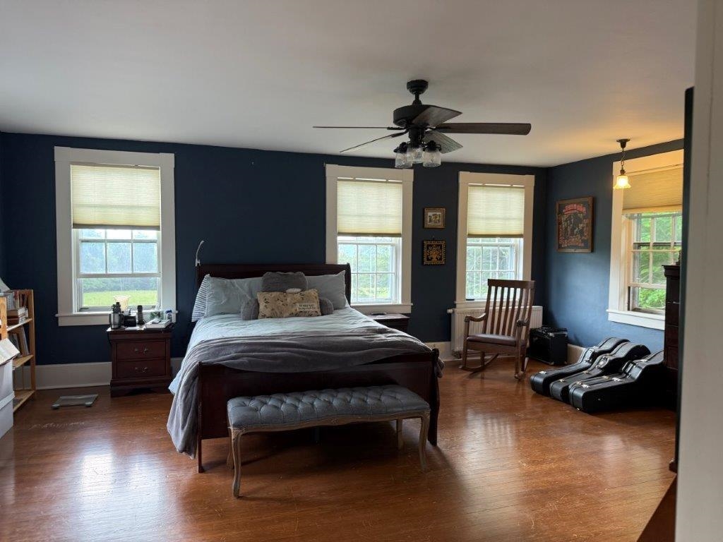 Primary Bedroom Ensuite 25529502