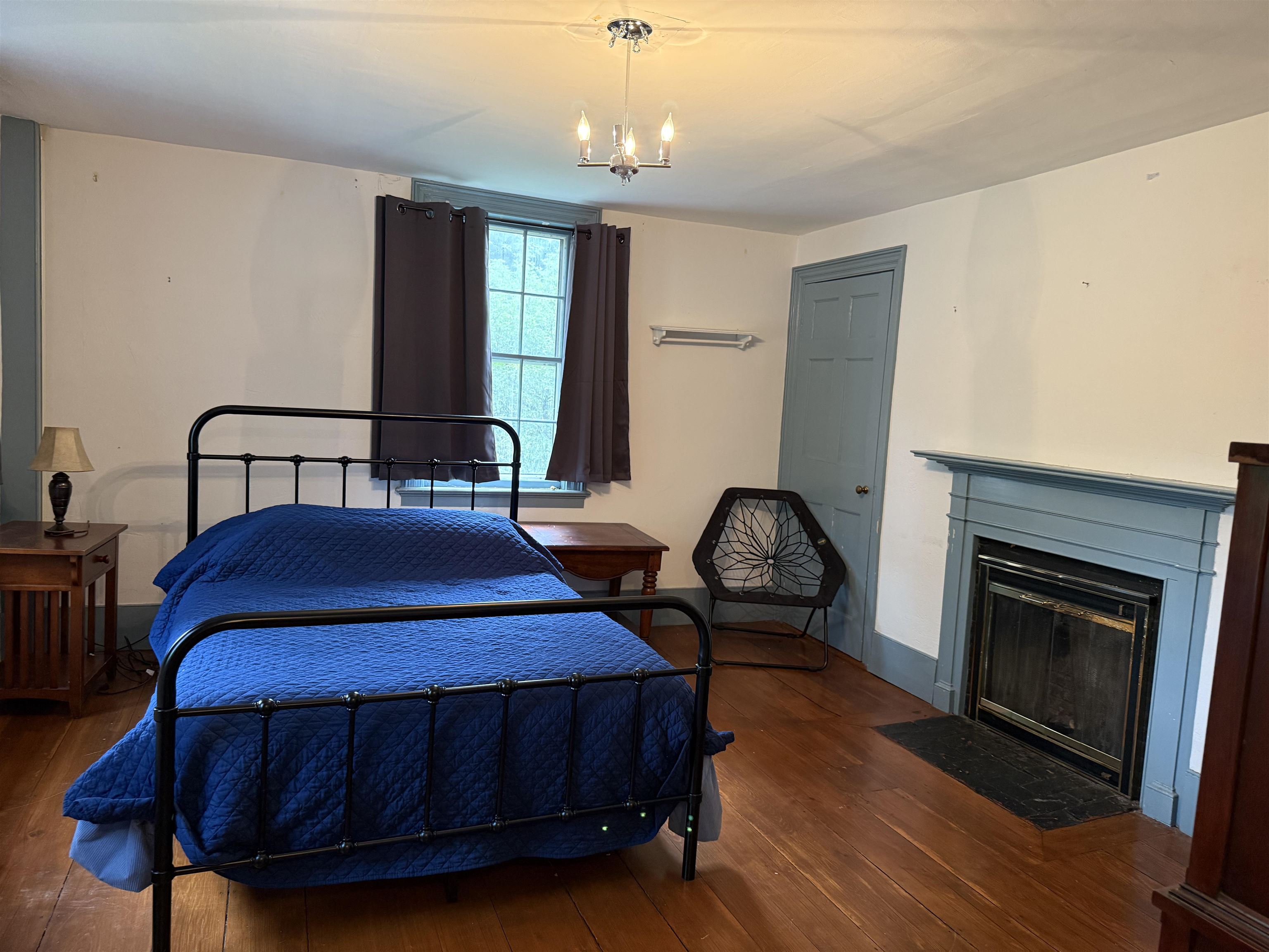 Second Floor Front Bedroom 25608748