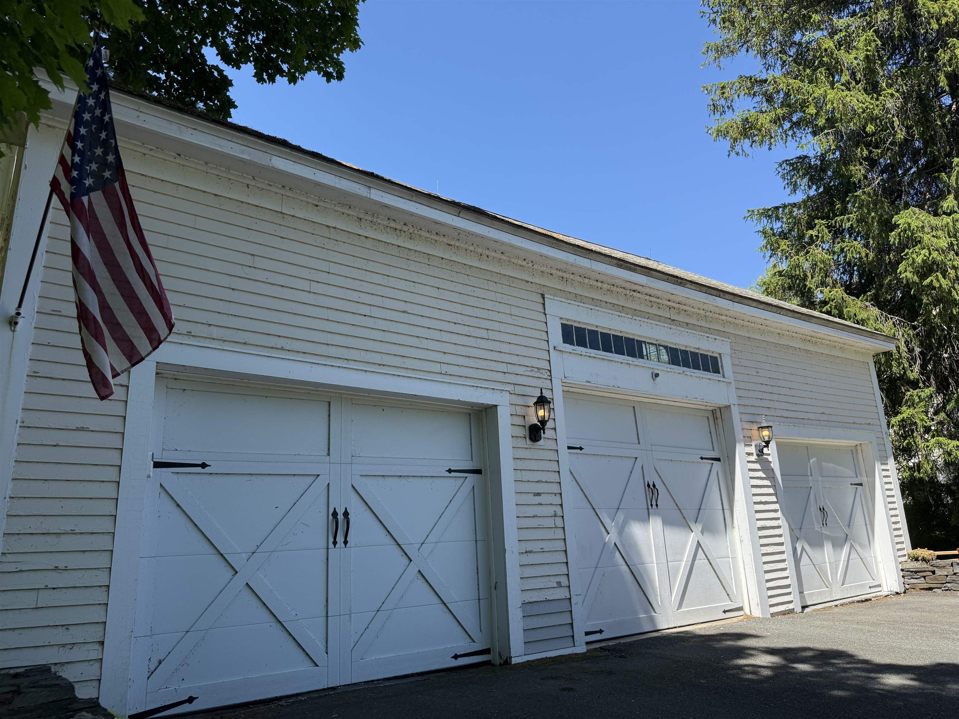 3 Bay Garage 25585260