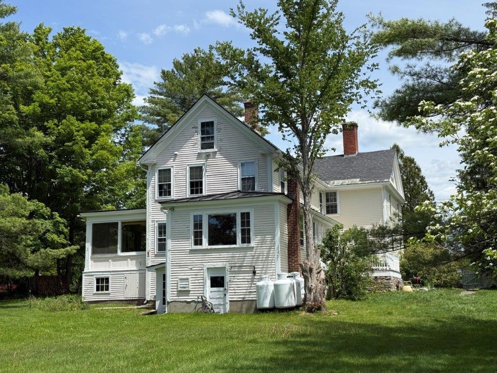 491 Canaan St, Canaan, NH 03741