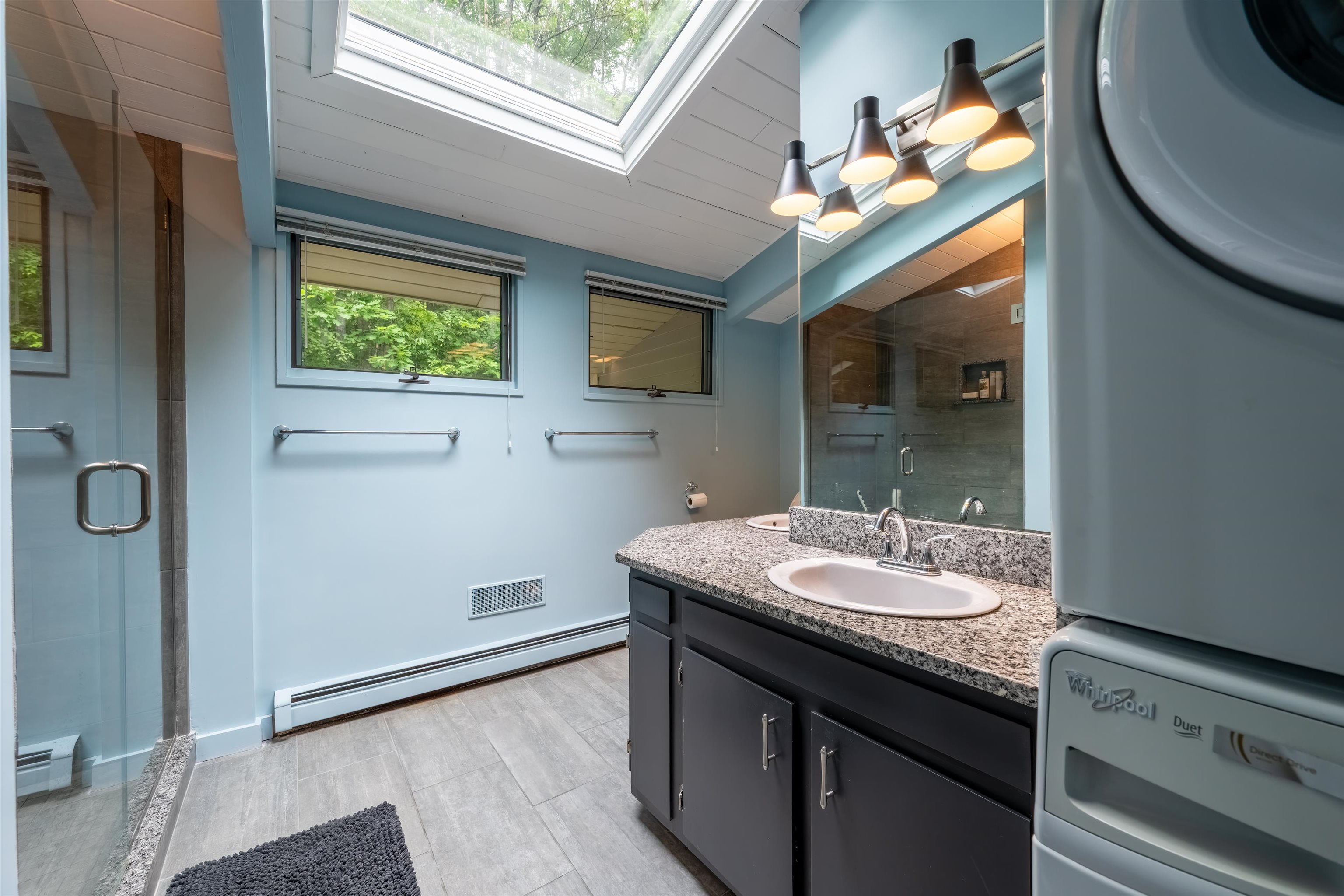 Primary Bath 25616377