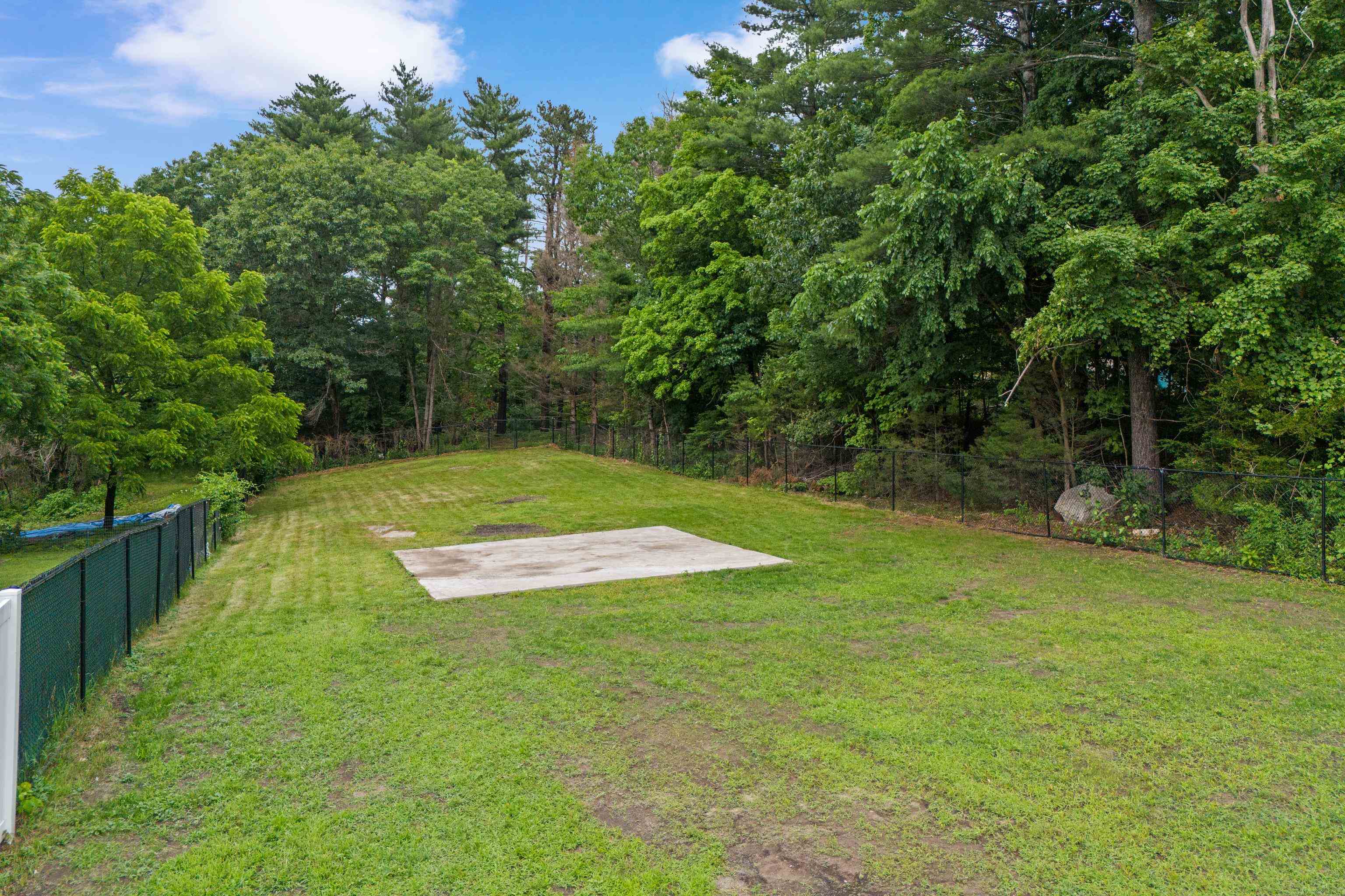 540 Bodwell Rd, Manchester, NH 03109