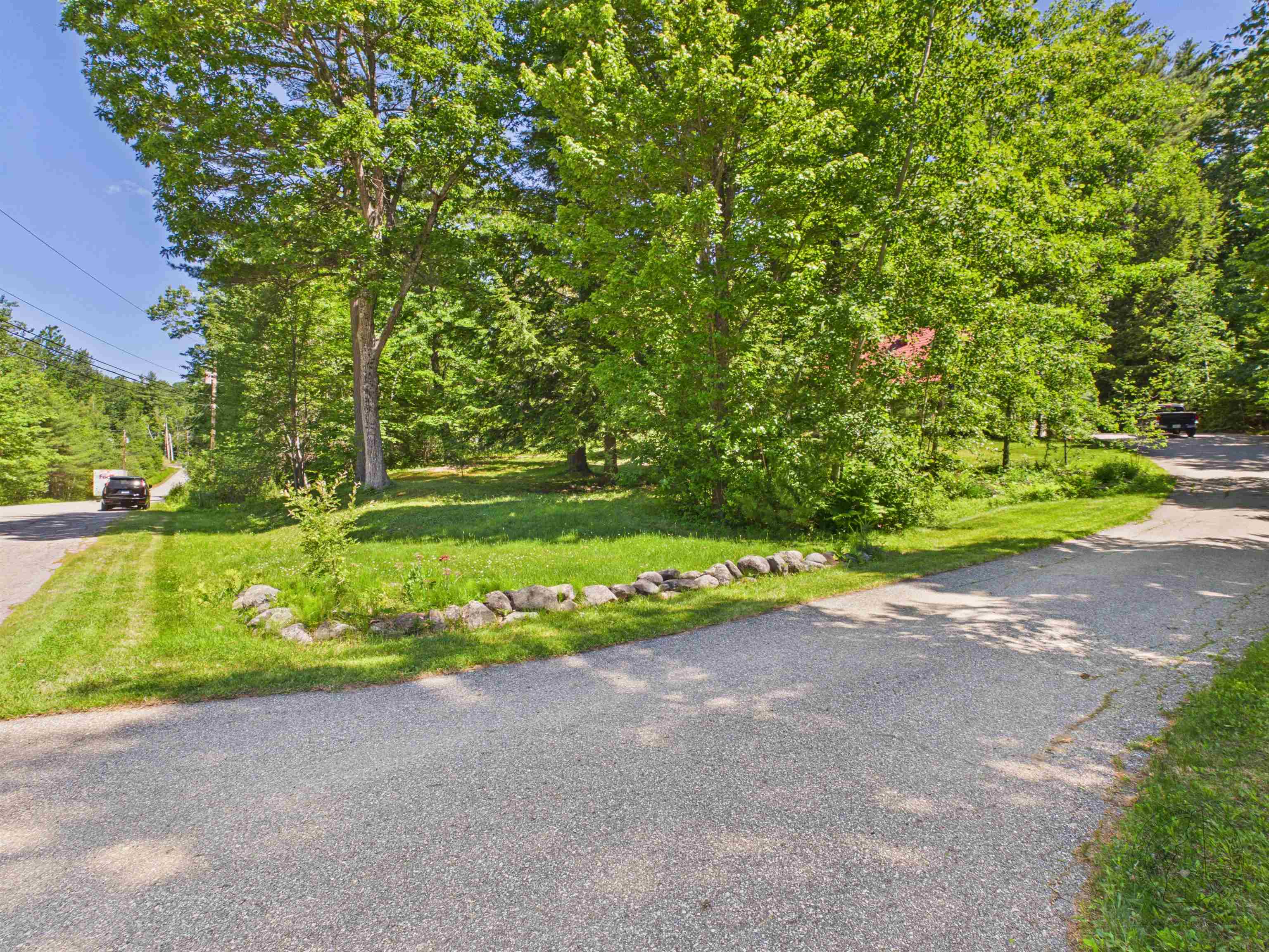 30 Patricia Ann Dr, Tilton, NH 03276