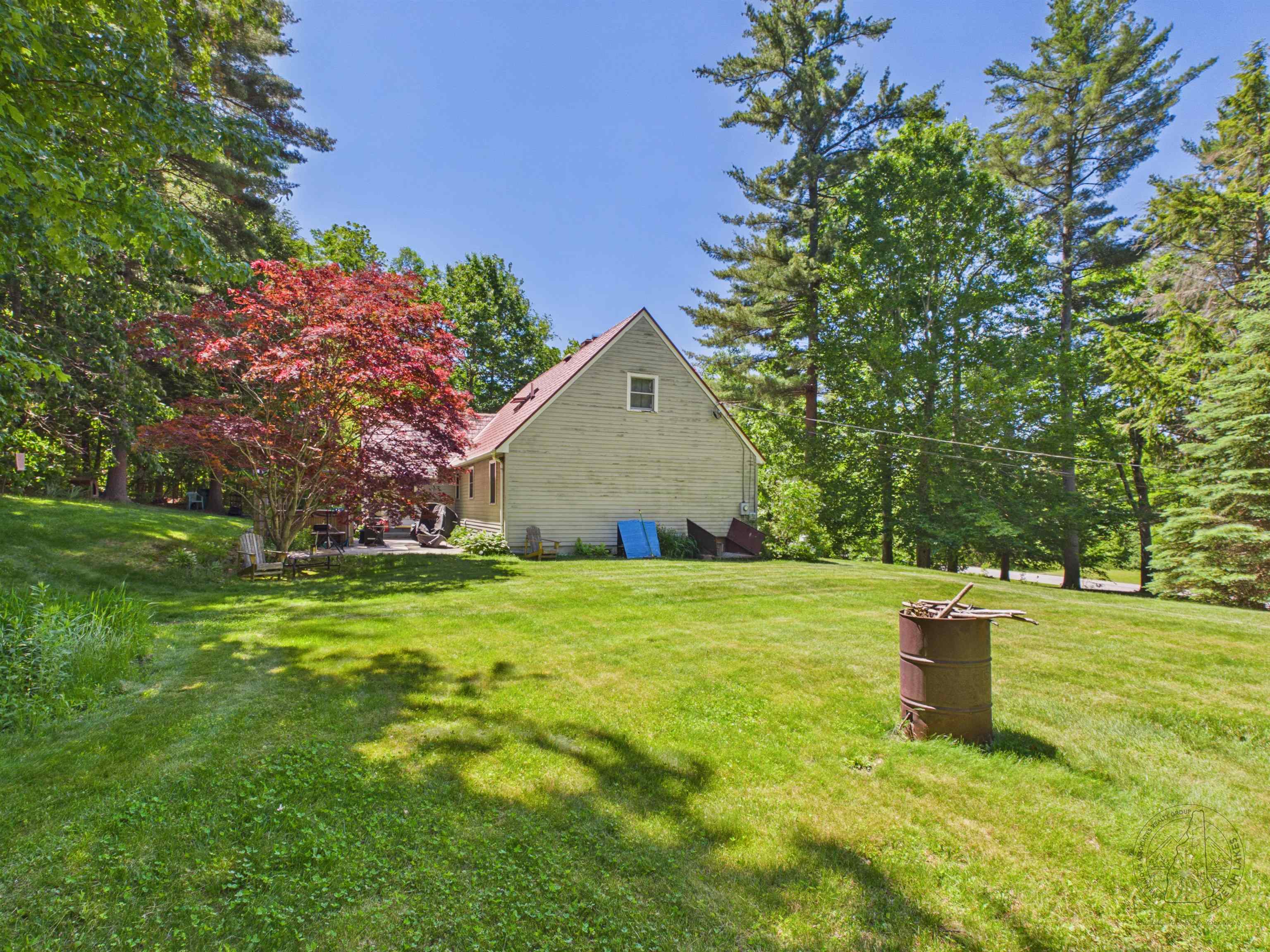 30 Patricia Ann Dr, Tilton, NH 03276