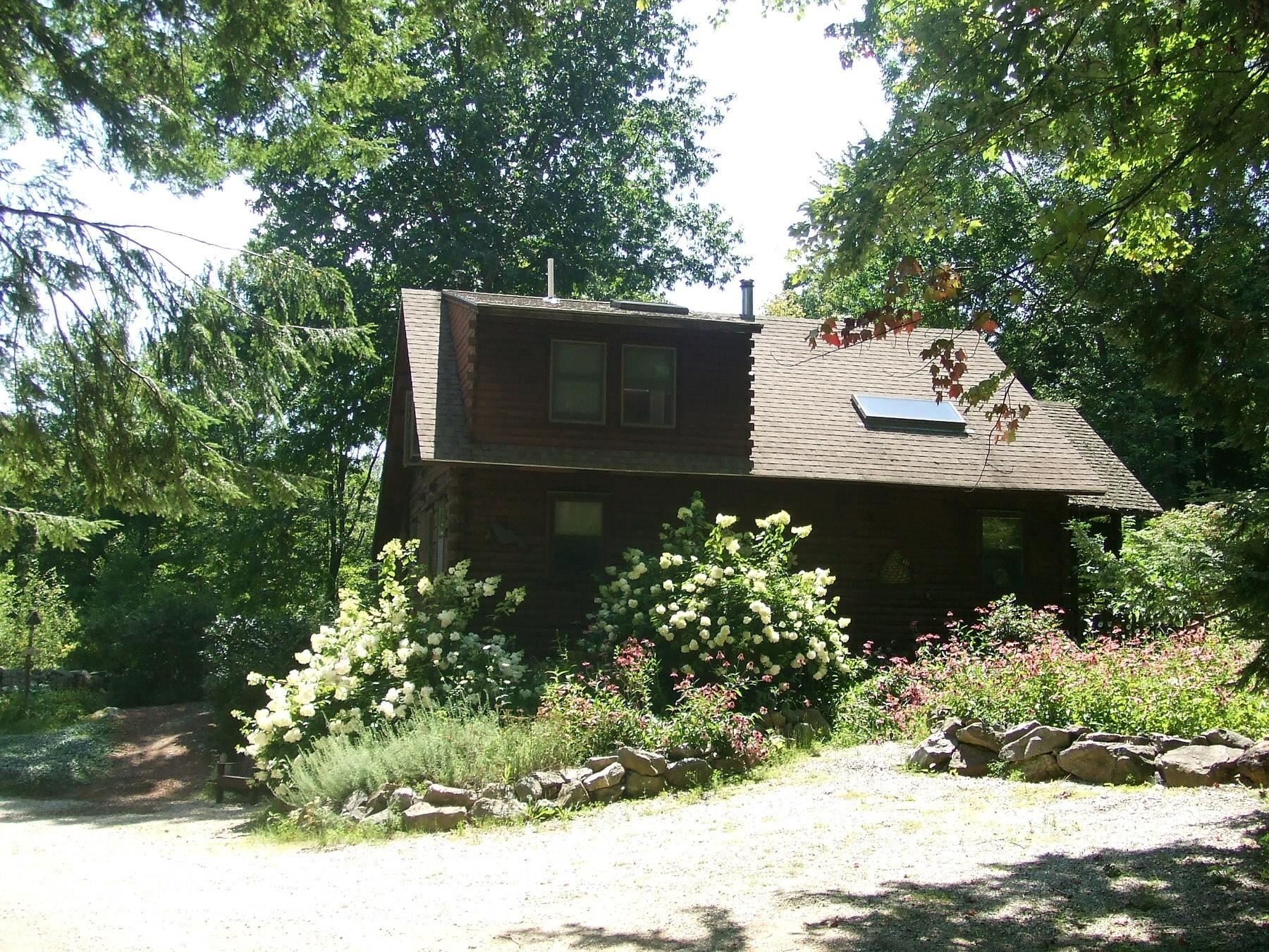 759 1st Crown Point Rd, Strafford, NH 03884