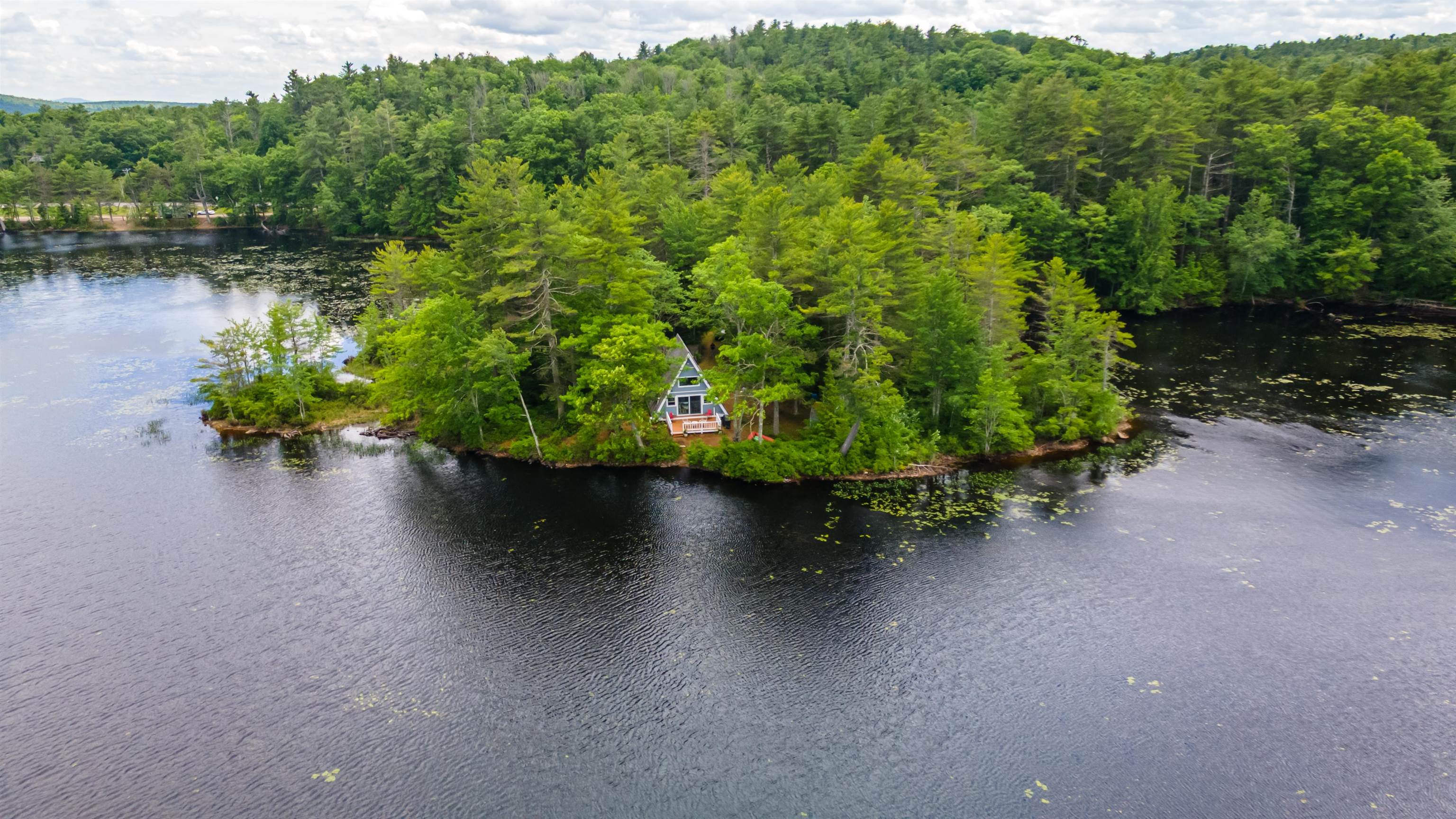 14 Sandy Cove Rd, Rindge, NH 03461