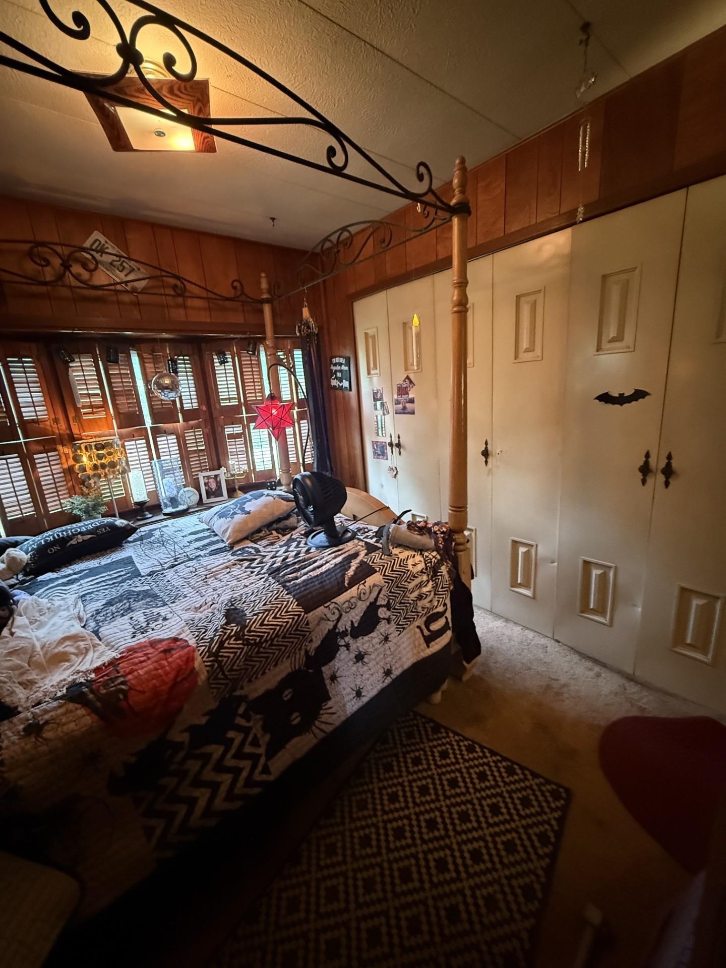 2 Ponderosa Pk, Charlestown, NH 03603