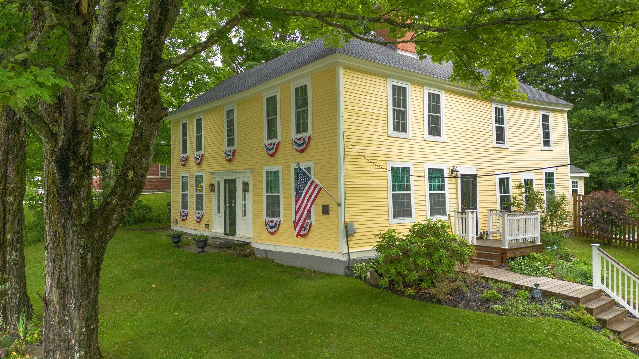 32 N Main St, Washington, NH 03280