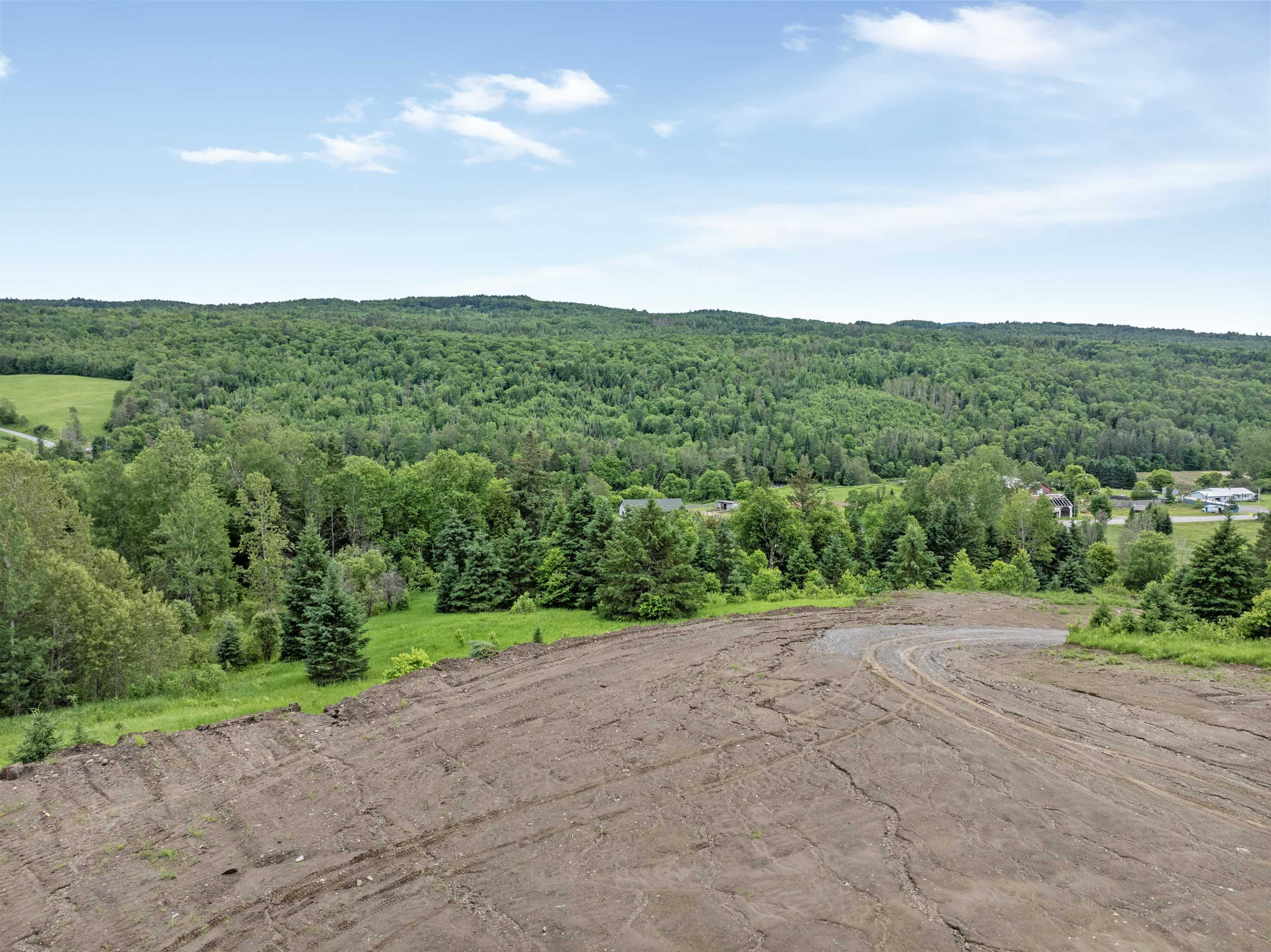 451 Nh Route 26, Colebrook, NH 03576