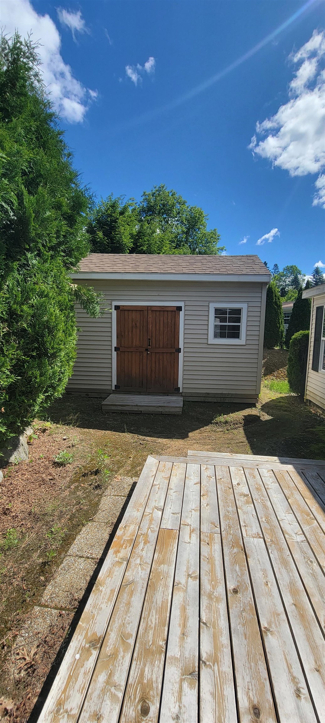 16 Magnolia Ln, Belmont, NH 03220
