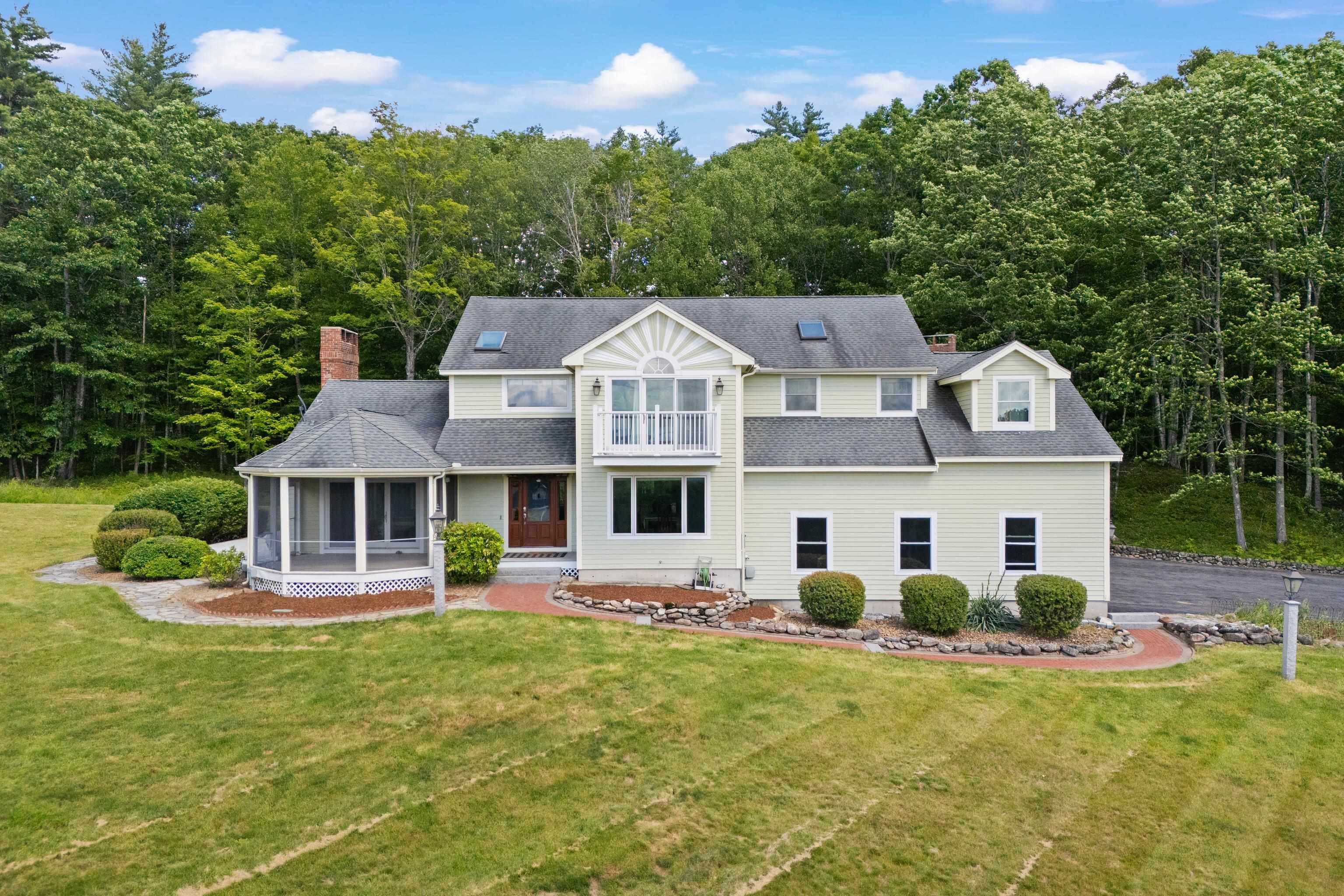 101 Mansion Rd, Dunbarton, NH 03046