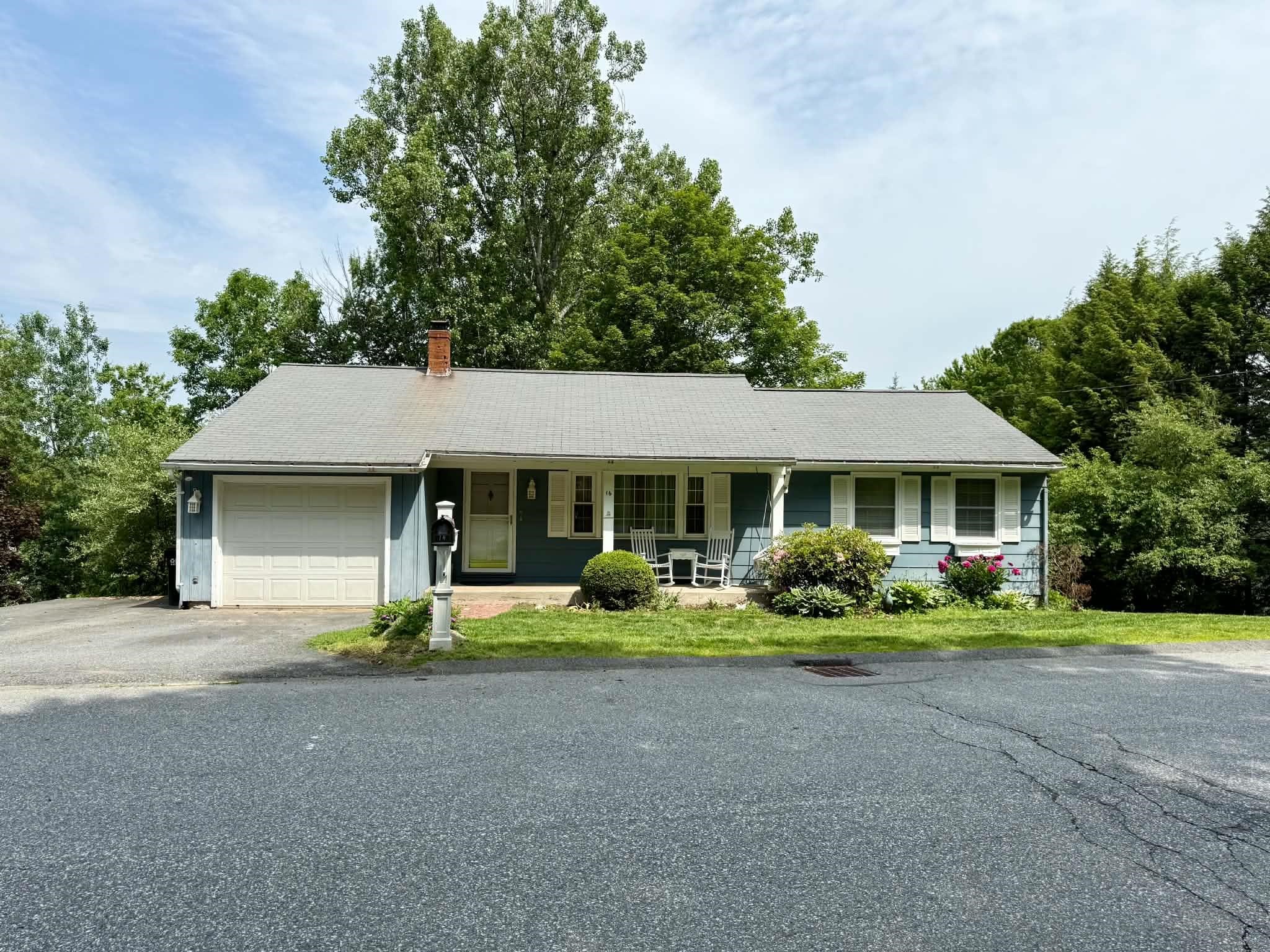 16 Edwin Ave, Claremont, NH 03743