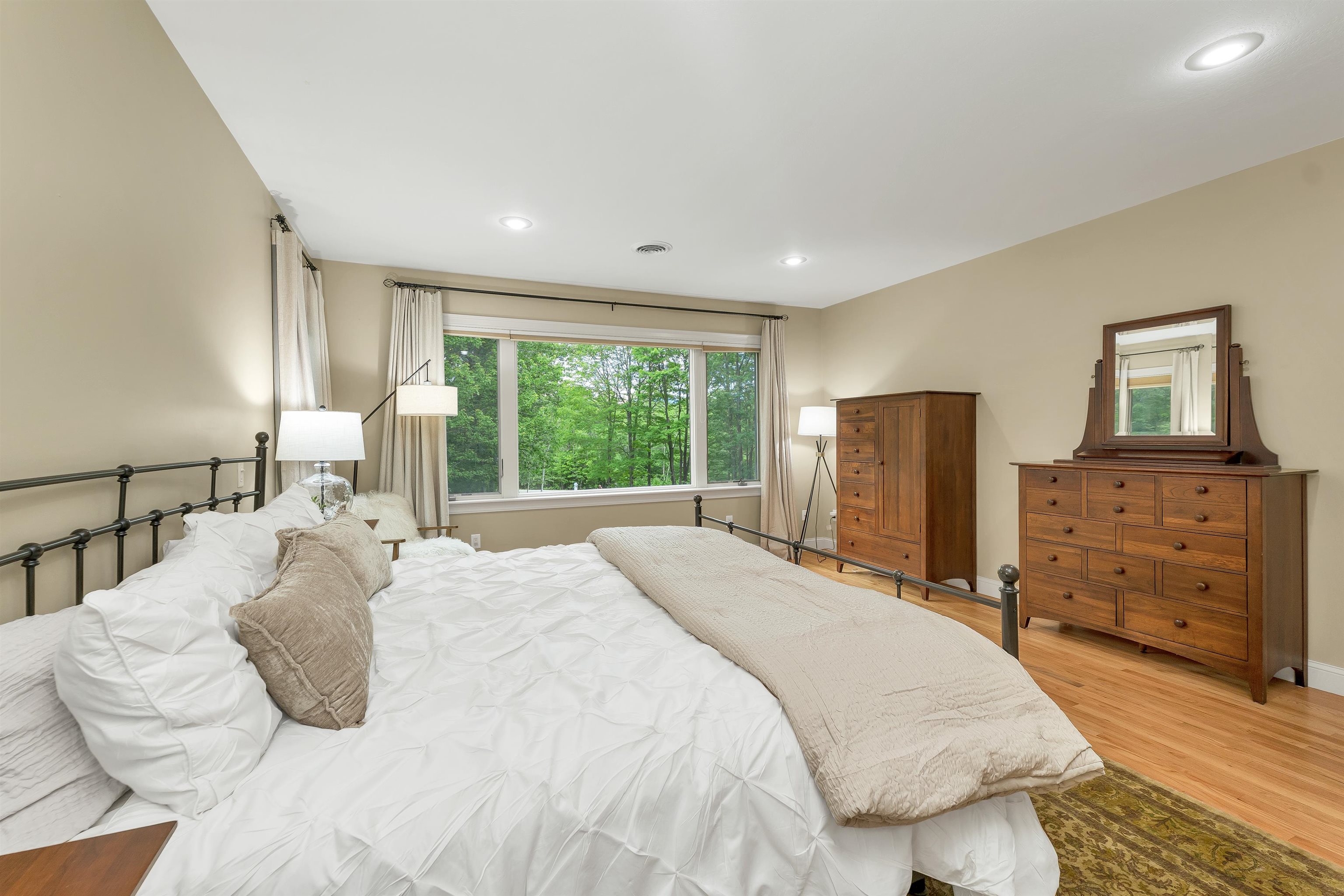 24 Birch Ledge Dr, Bartlett, NH 03838