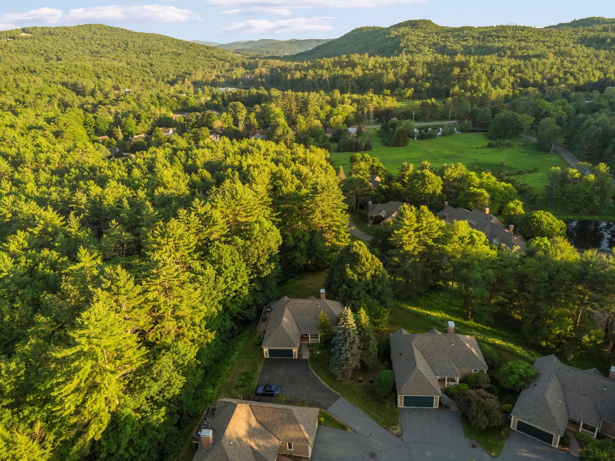 43 Berrill Farms Ln, Hanover, NH 03755