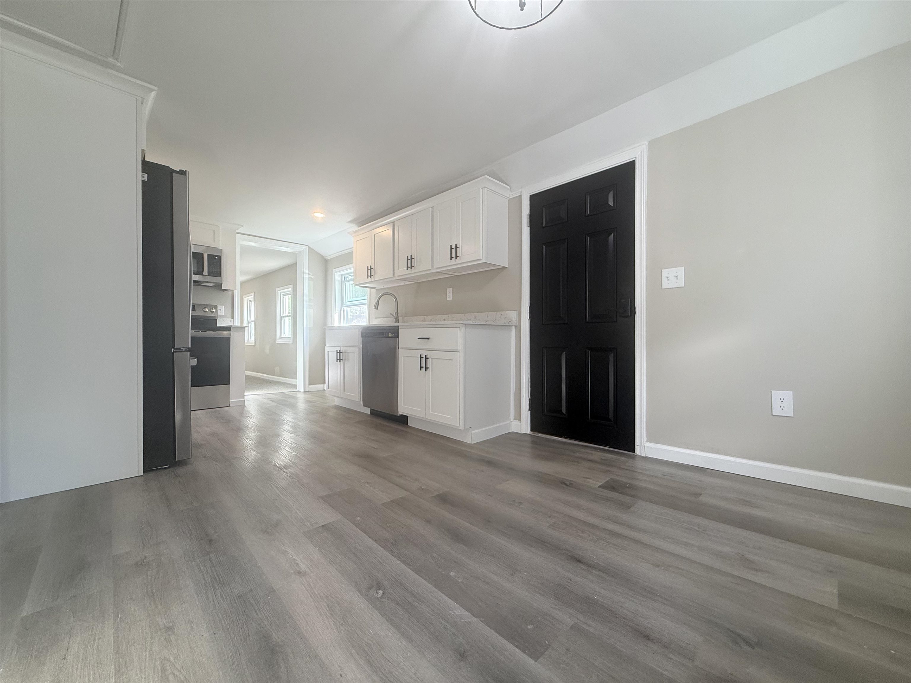 23 Boynton Rd, Meredith, NH 03253