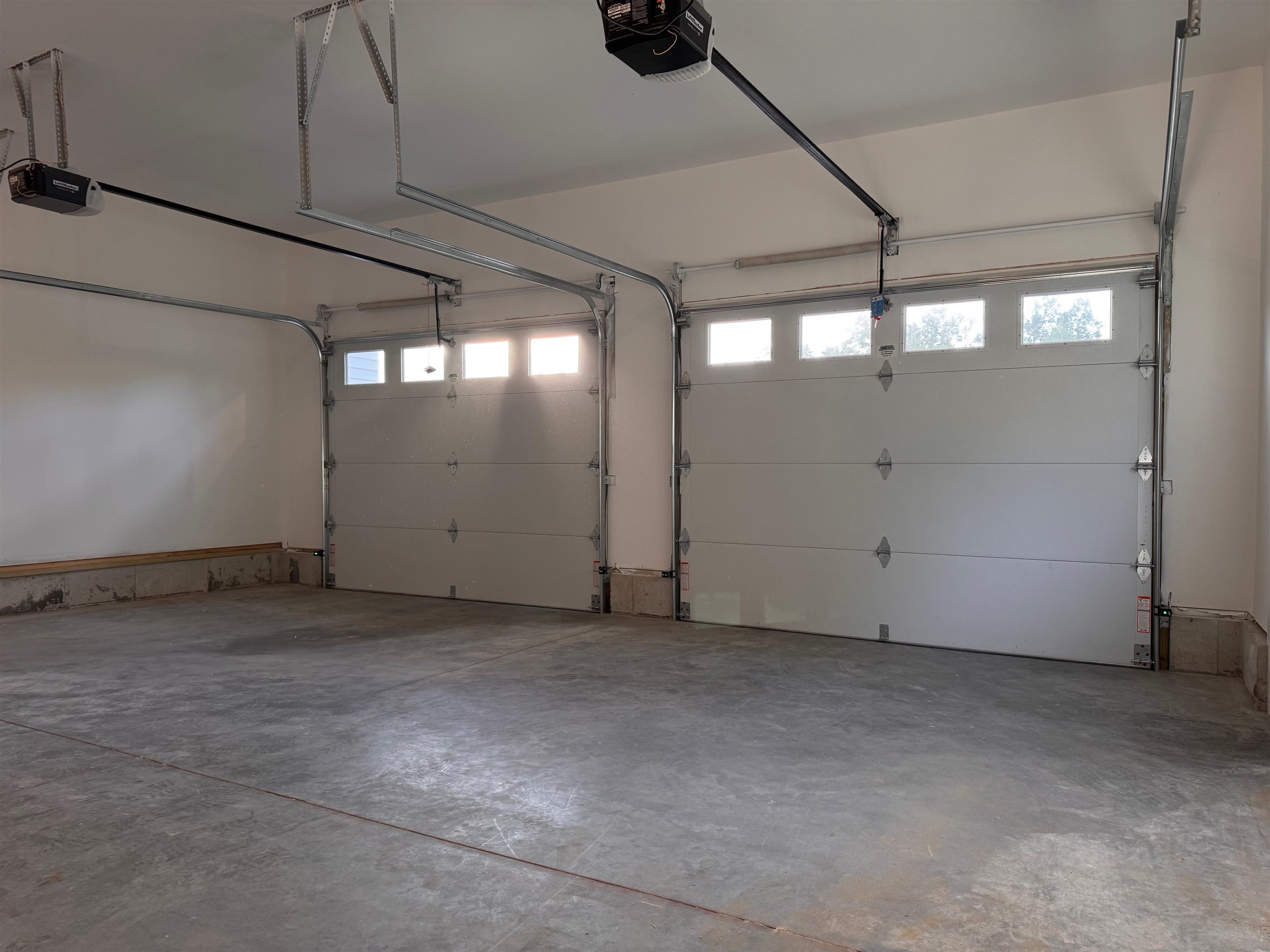 135 Concord St, Antrim, NH 03440