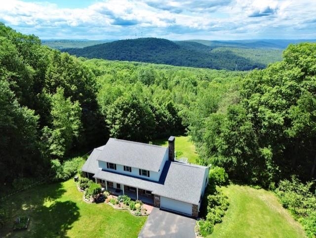 78 Wellington Dr, Chesterfield, NH 03462