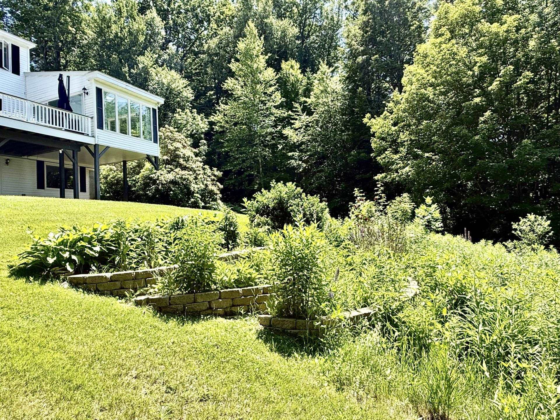 78 Wellington Dr, Chesterfield, NH 03462