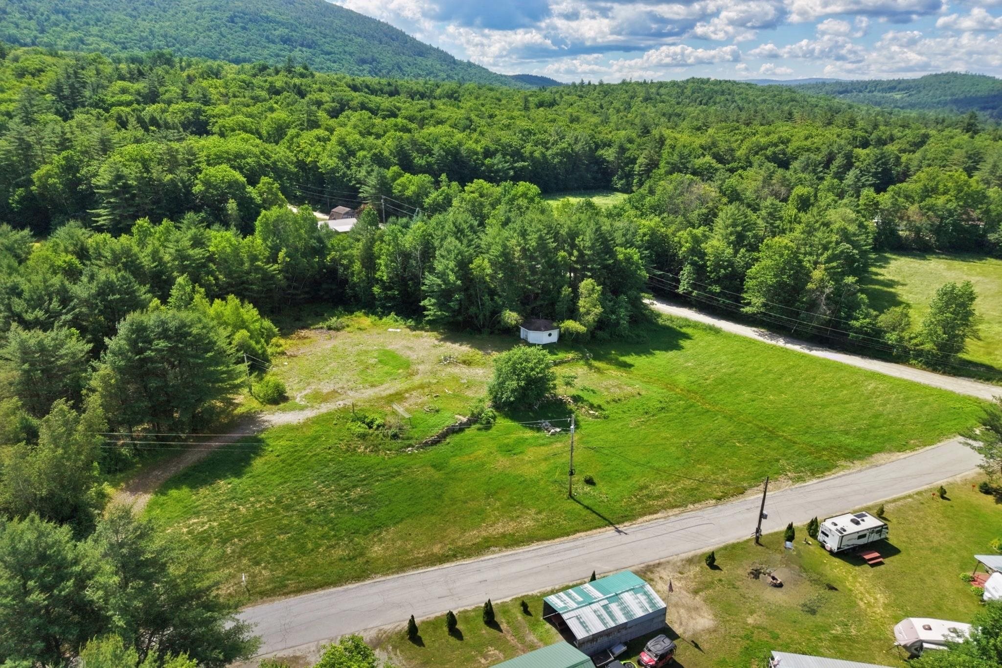 286 E Side Rd, Wentworth, NH 03282