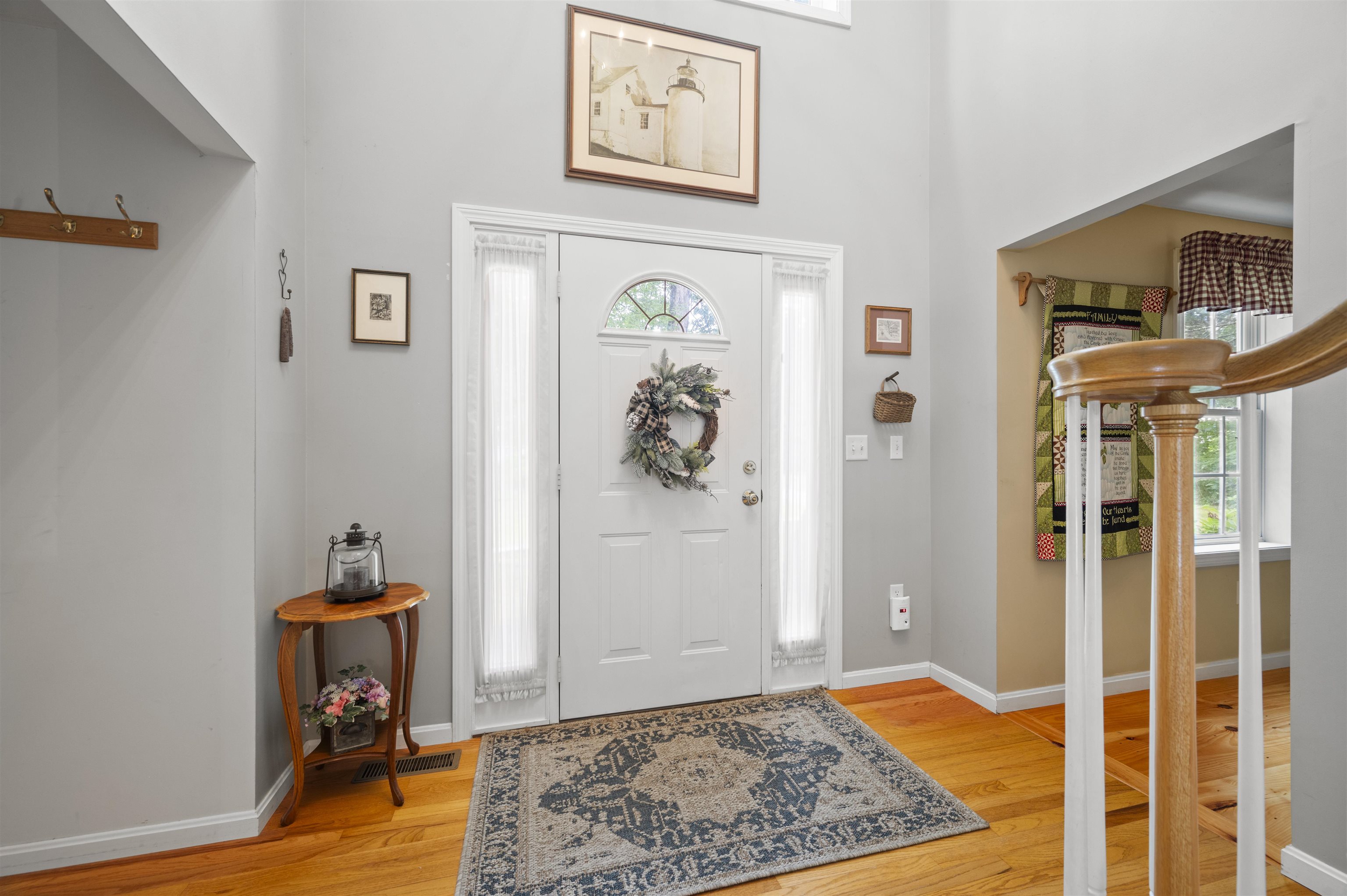 25 Melba Dr, Hudson, NH 03051