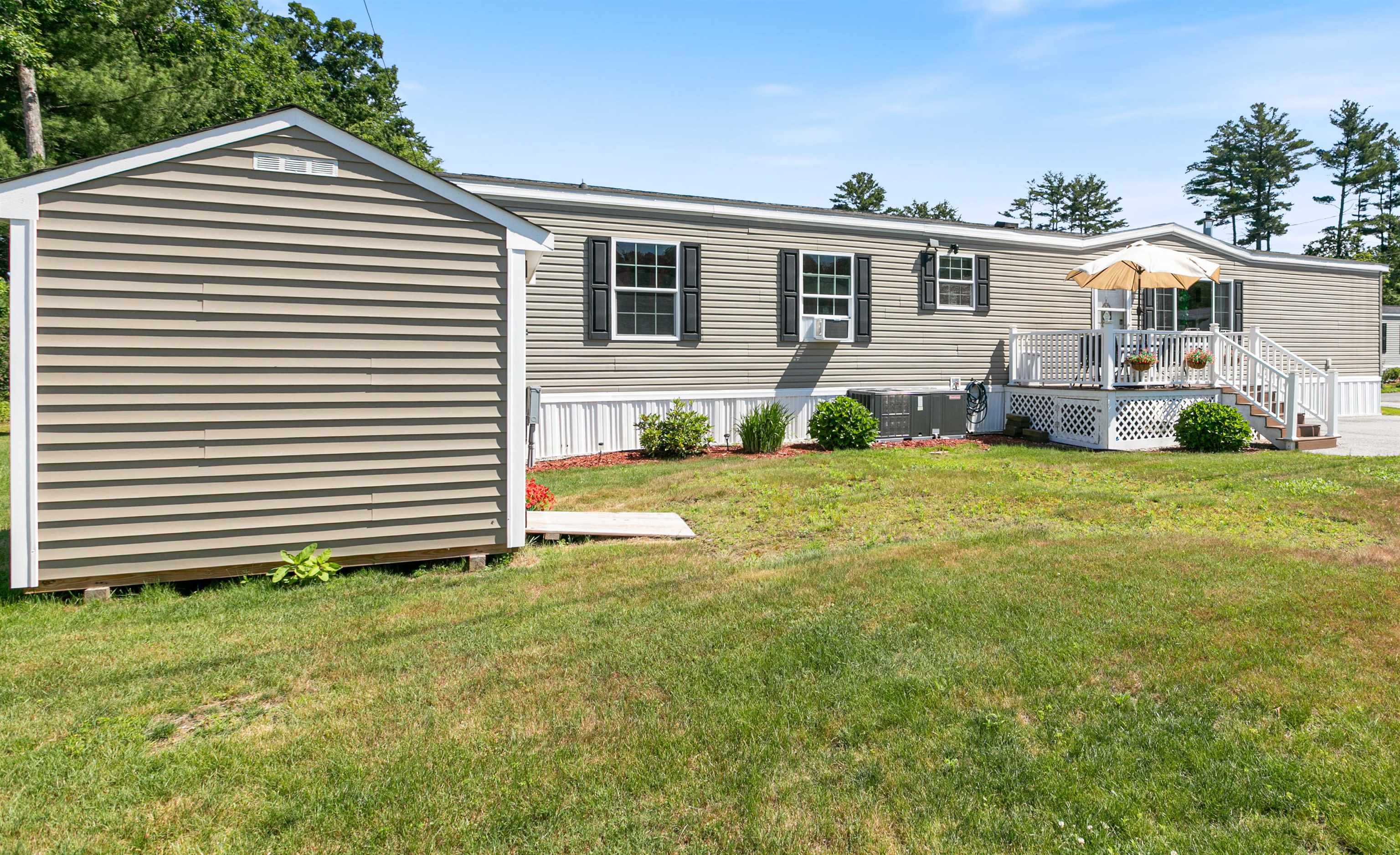 29 Lowell Rd #18, Salem, NH 03079
