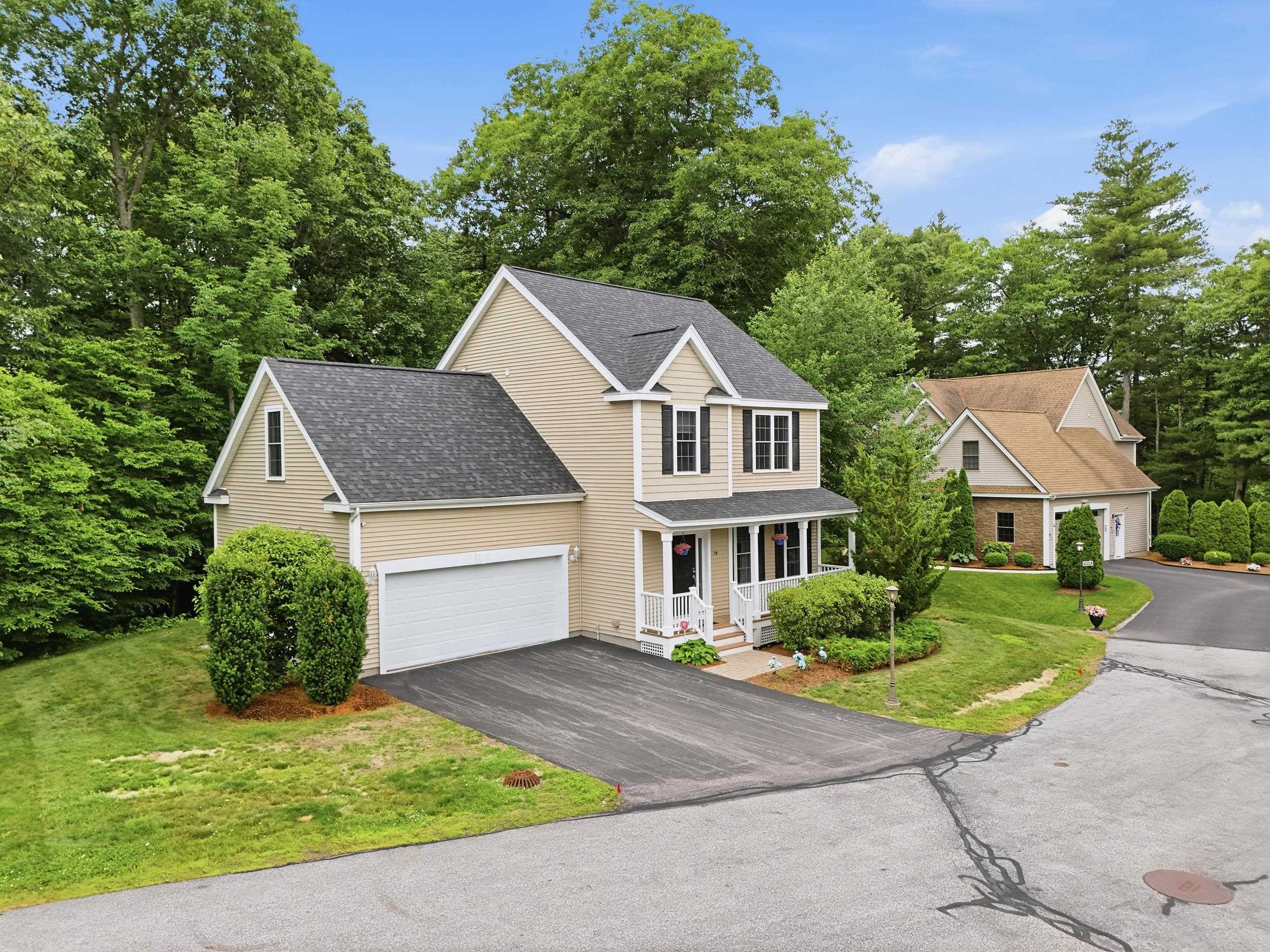 54 River Bend Way, Manchester, NH 03103