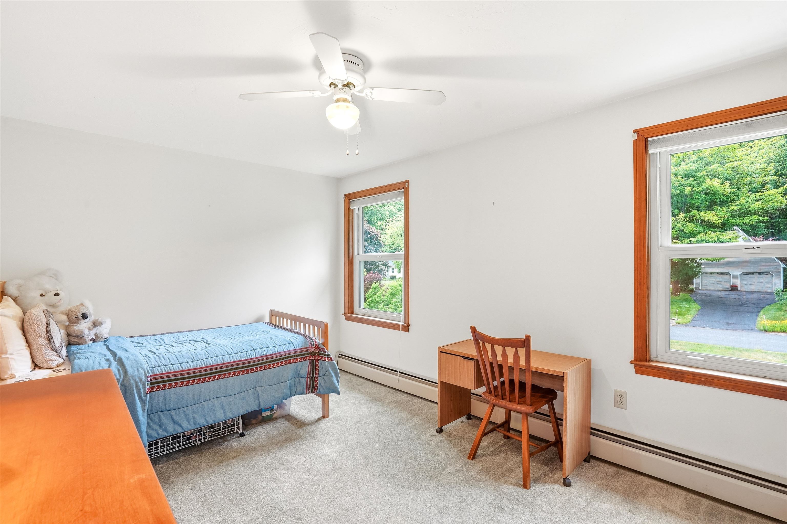 22 Erik St, Merrimack, NH 03054