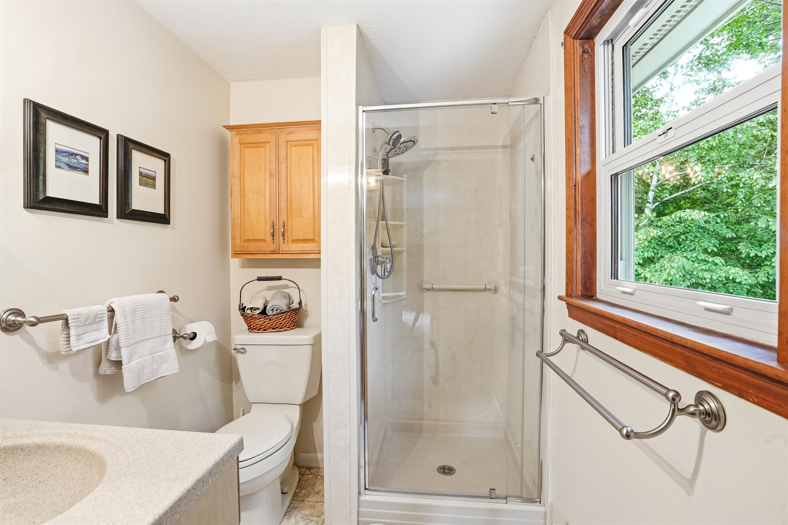 22 Erik St, Merrimack, NH 03054
