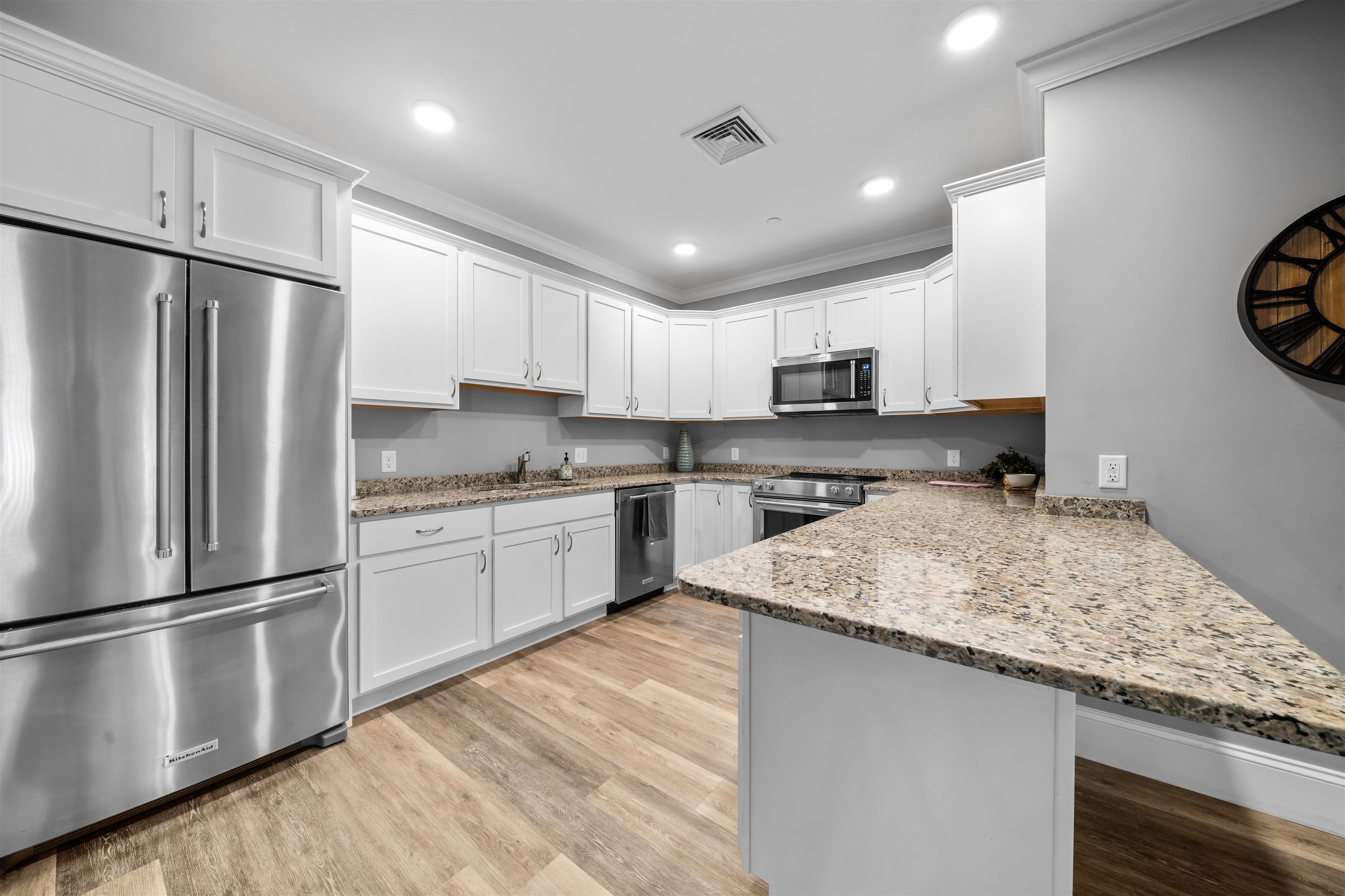 2 Henry David Dr #201, Nashua, NH 03062