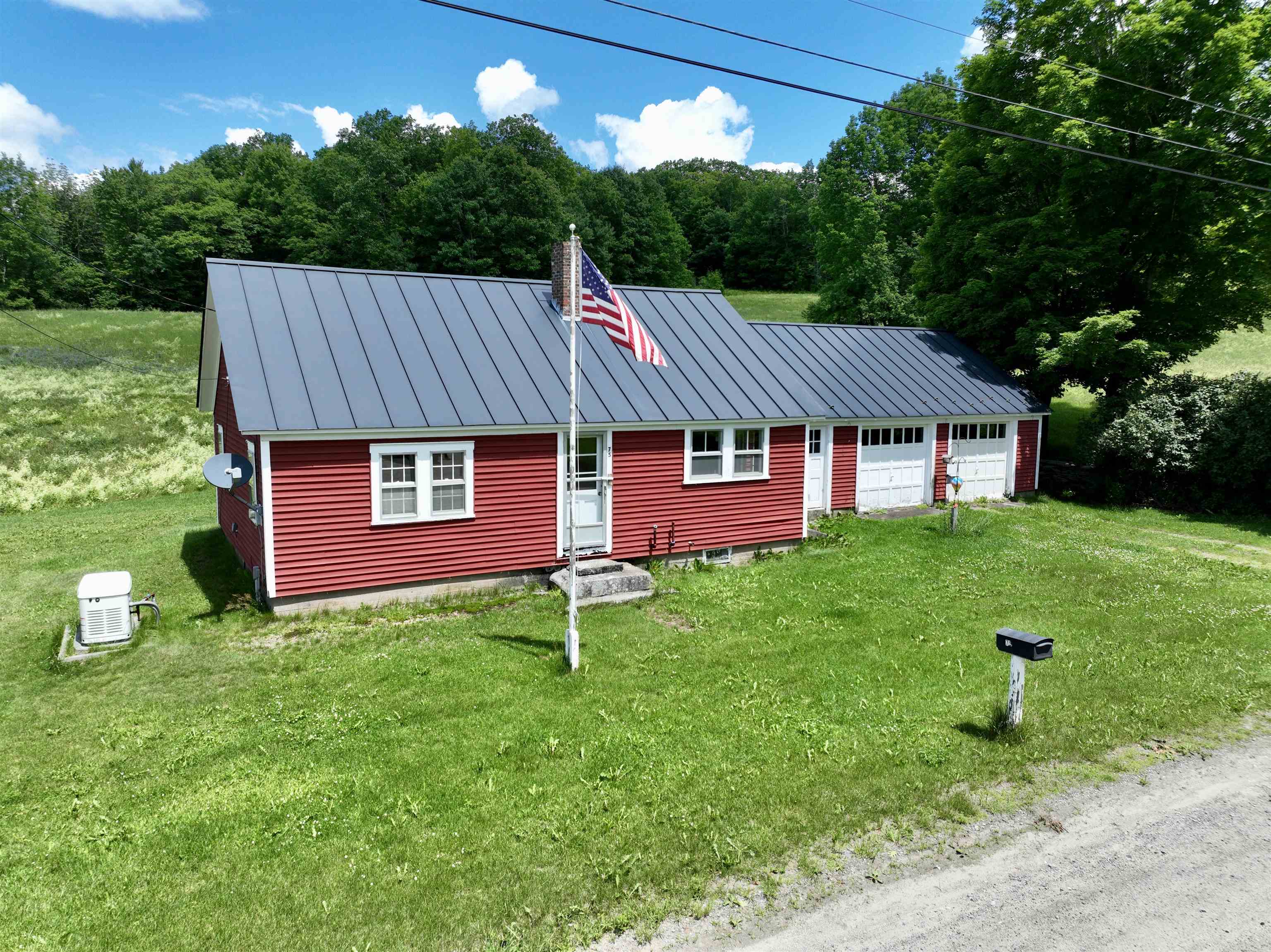 75 Page Rd, Haverhill, NH 03780