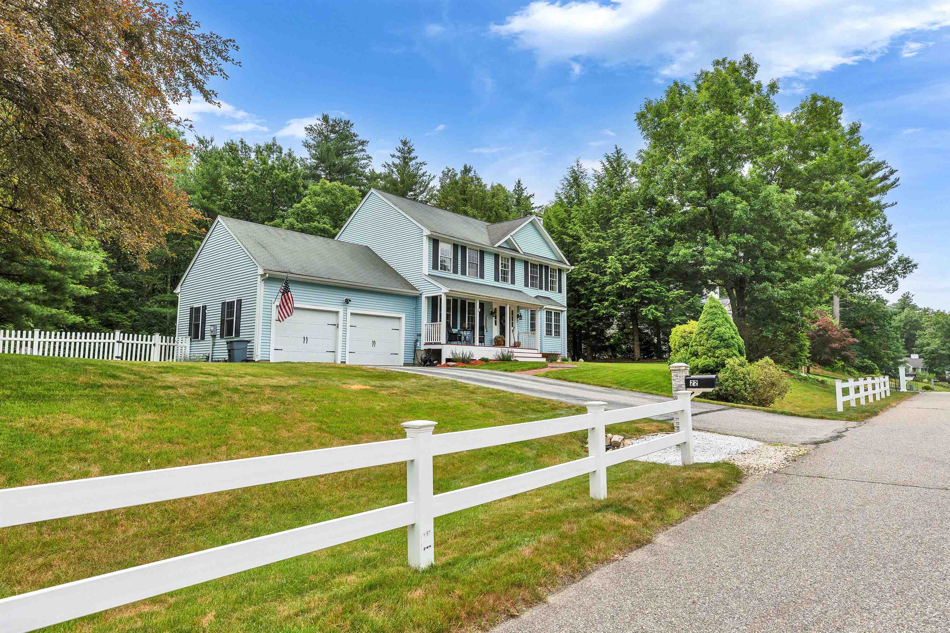 22 Sarah Dr, Merrimack, NH 03054
