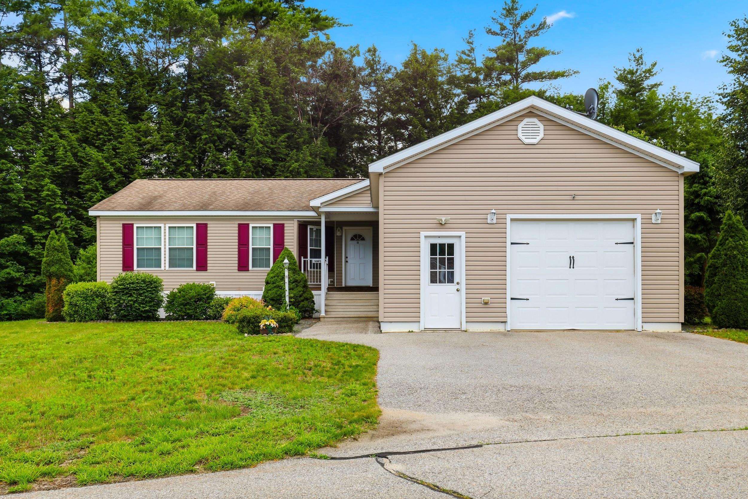11 Northbrook Dr, Tilton, NH 03276