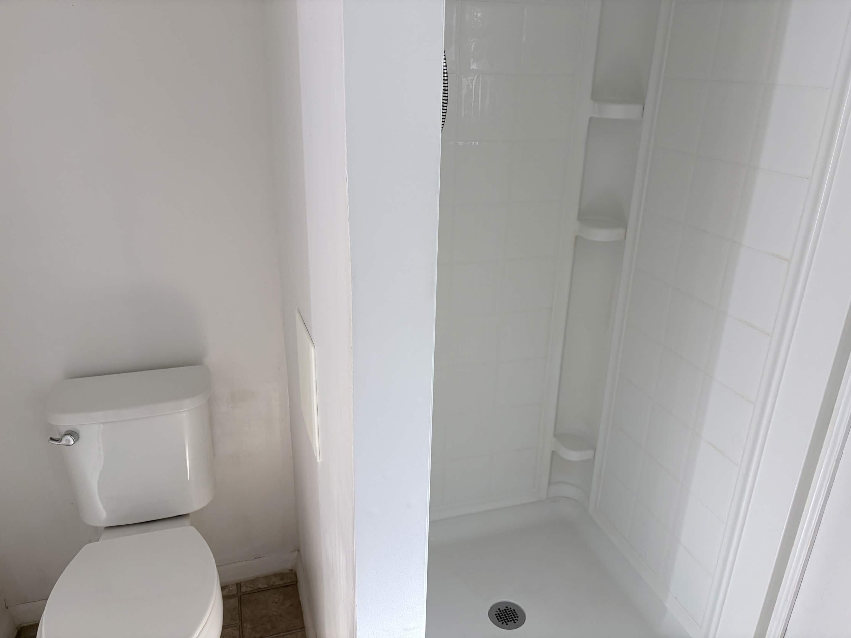 1 Oak Ct, Seabrook, NH 03874