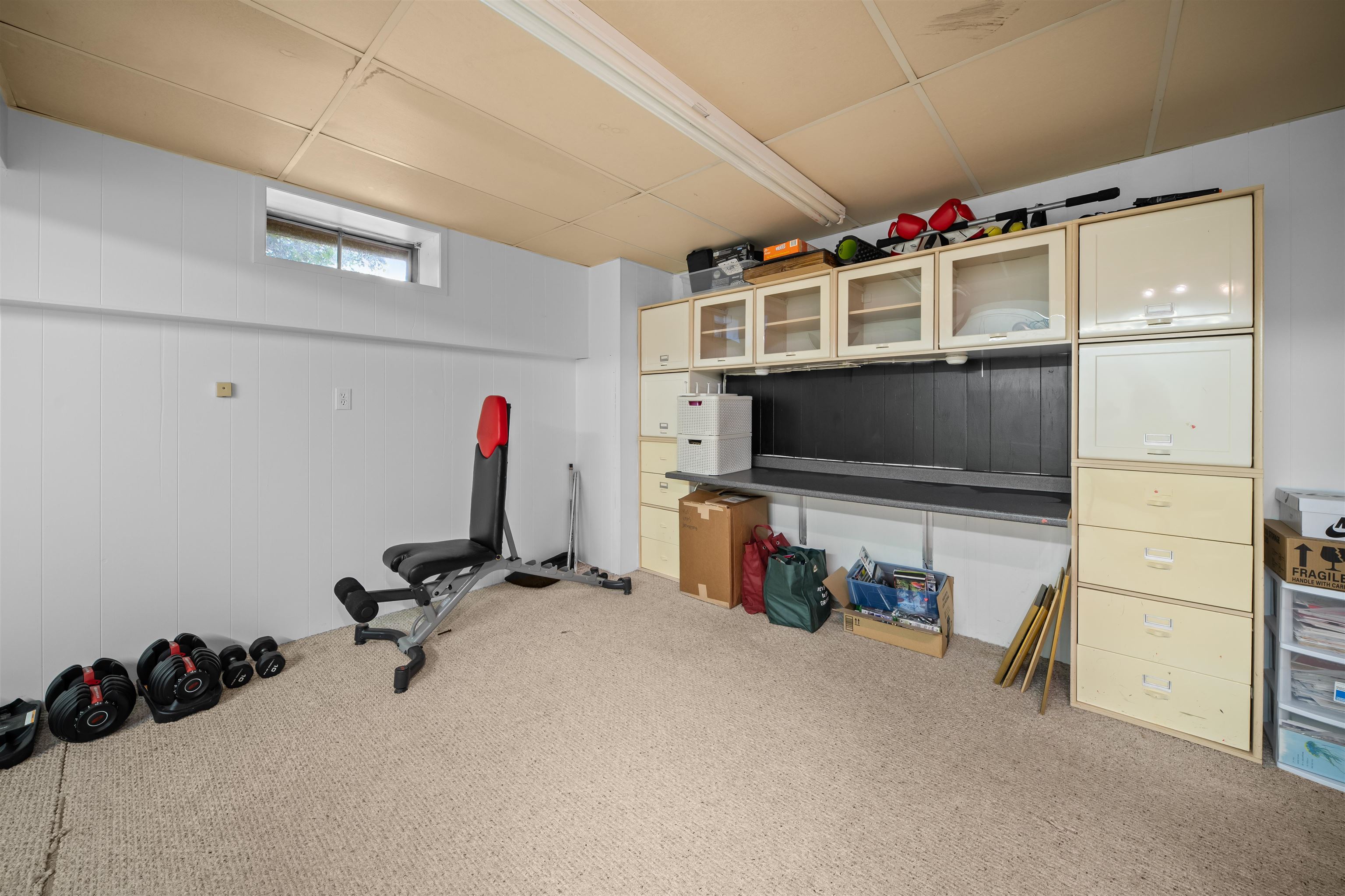 19 Baymeadow Dr, Nashua, NH 03063