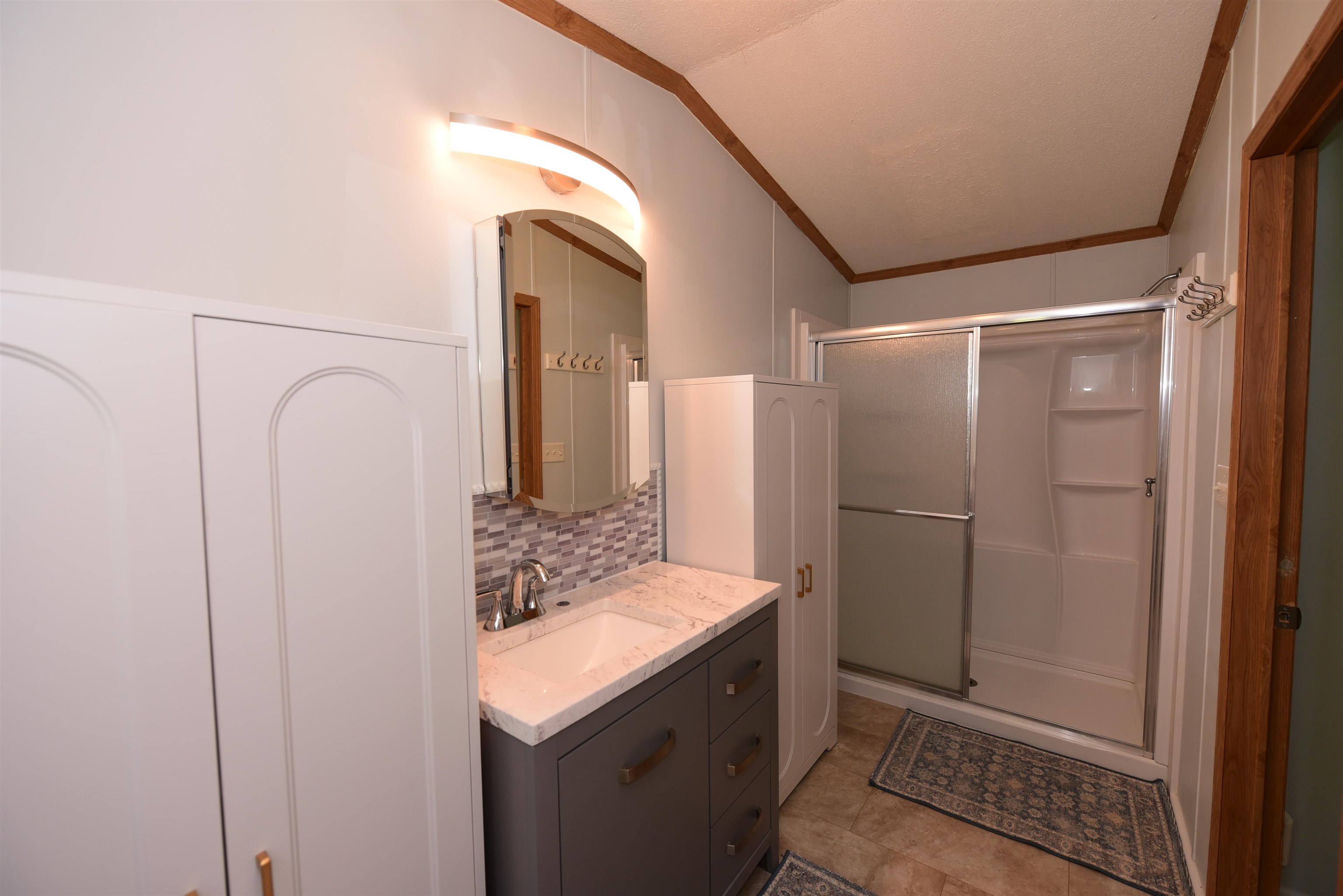 124 Goldfinch Ln, Conway, NH 03813