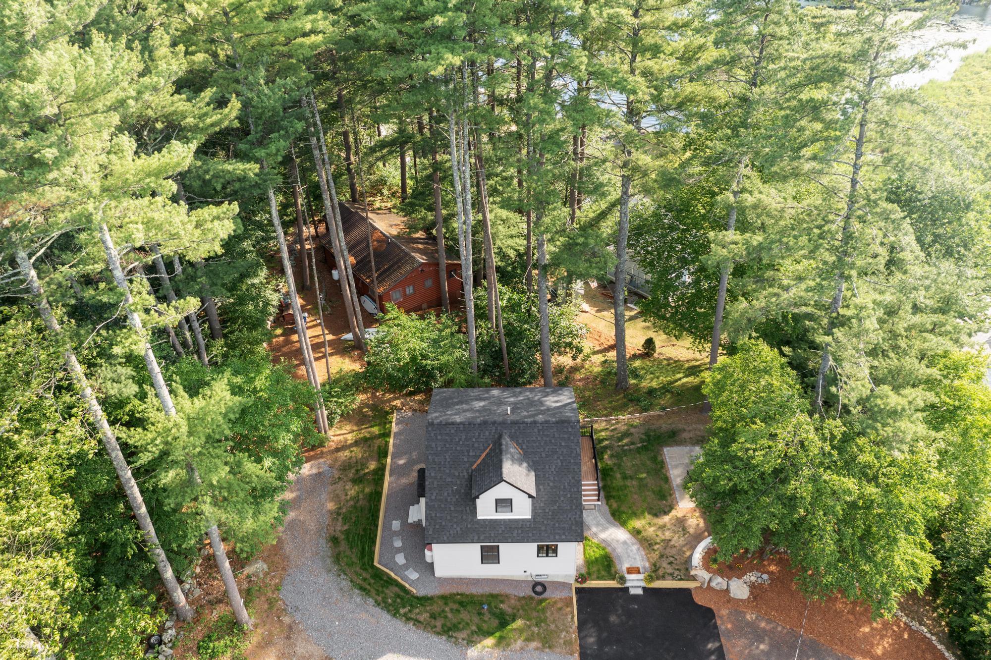 7 Beach Rd, Hampstead, NH 03841