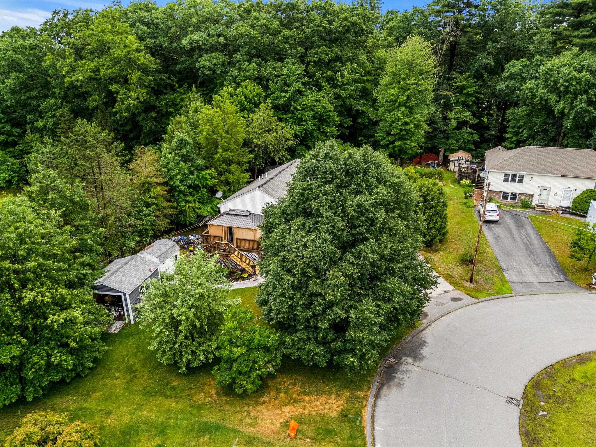 12L Rebecca Ln, Derry, NH 03038