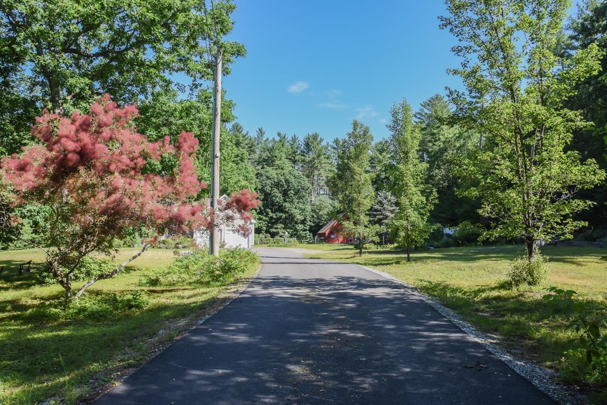 22 Sargent Rd, Brookline, NH 03033