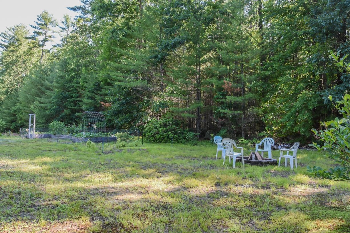 22 Sargent Rd, Brookline, NH 03033