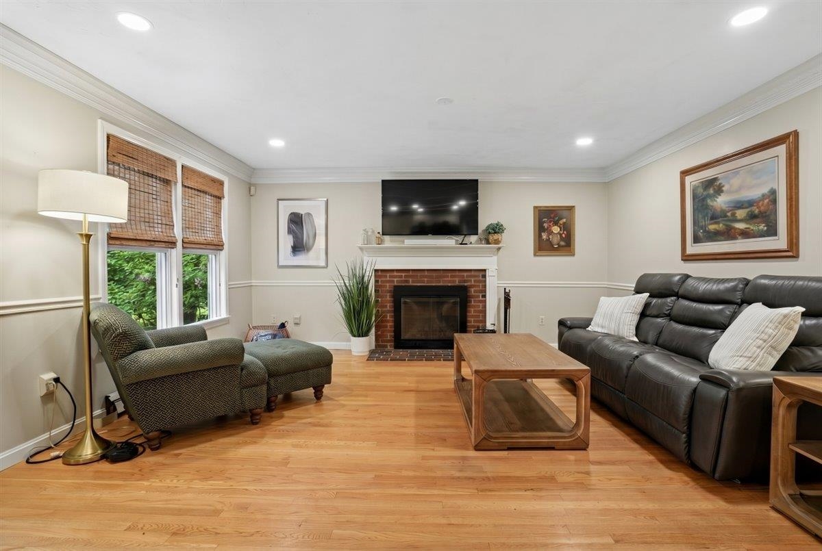 72 Oakmont Dr, Concord, NH 03301